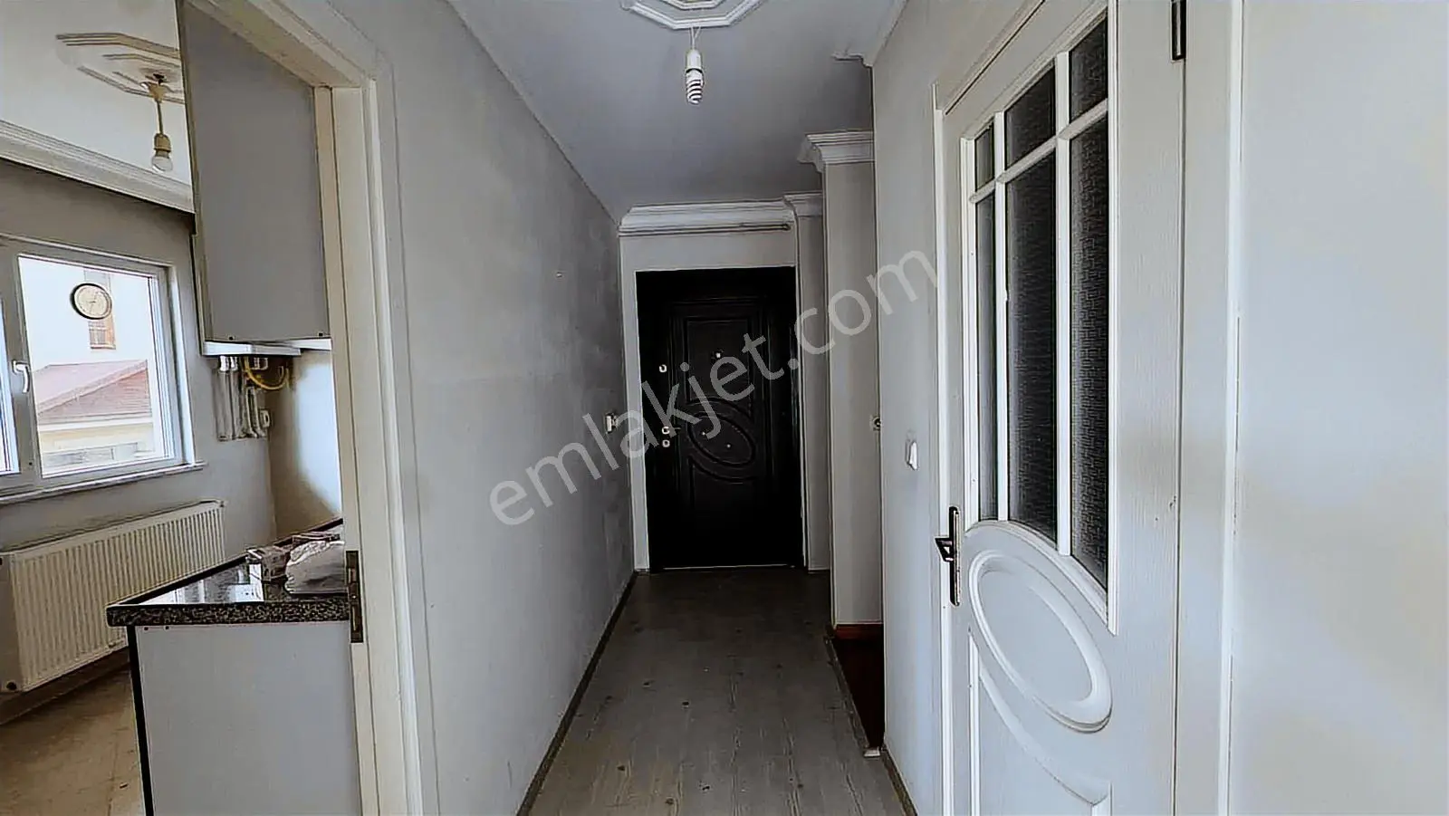 Remax Anka'dan Kat Mülkiyetli Merkezde 3+1 Ters Dubleks Daire - Görsel 3