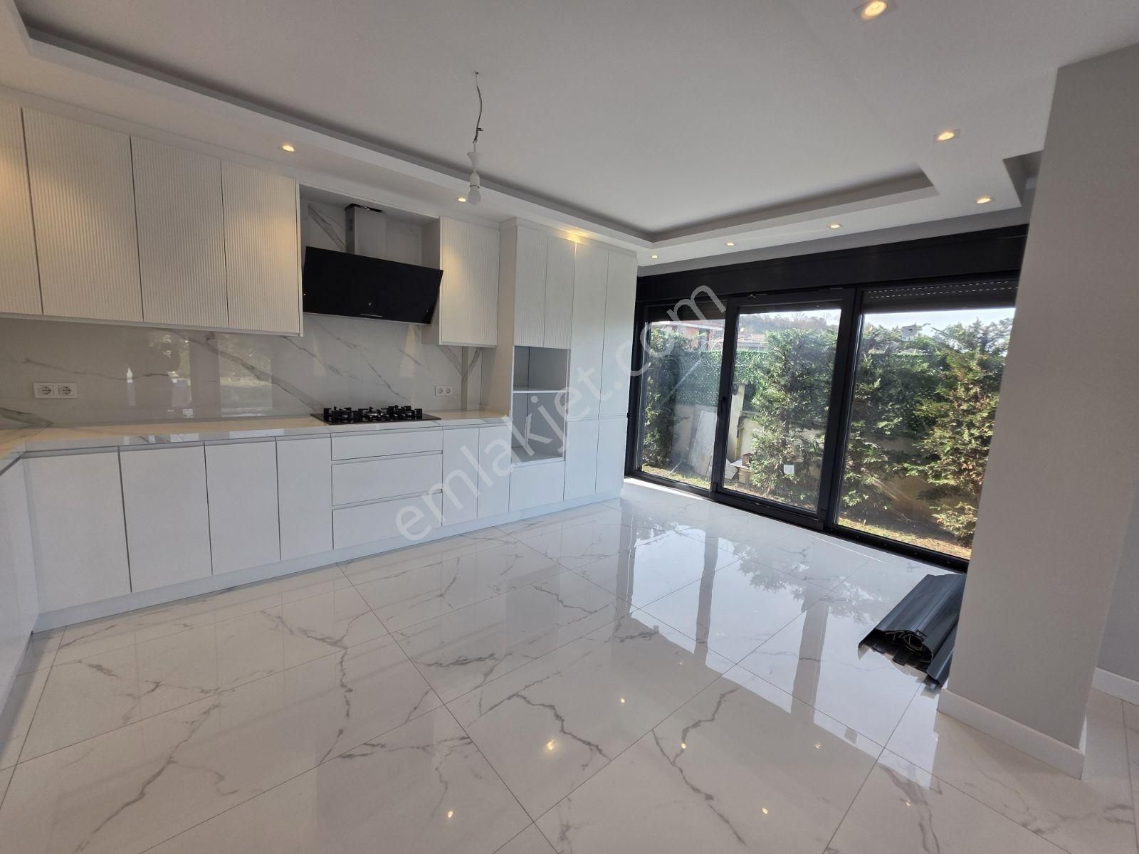 Remax Anka'dan Çavuş Mah. 724 M2 Arsa İçinde 5+1 Müstakil Villa - Görsel 15