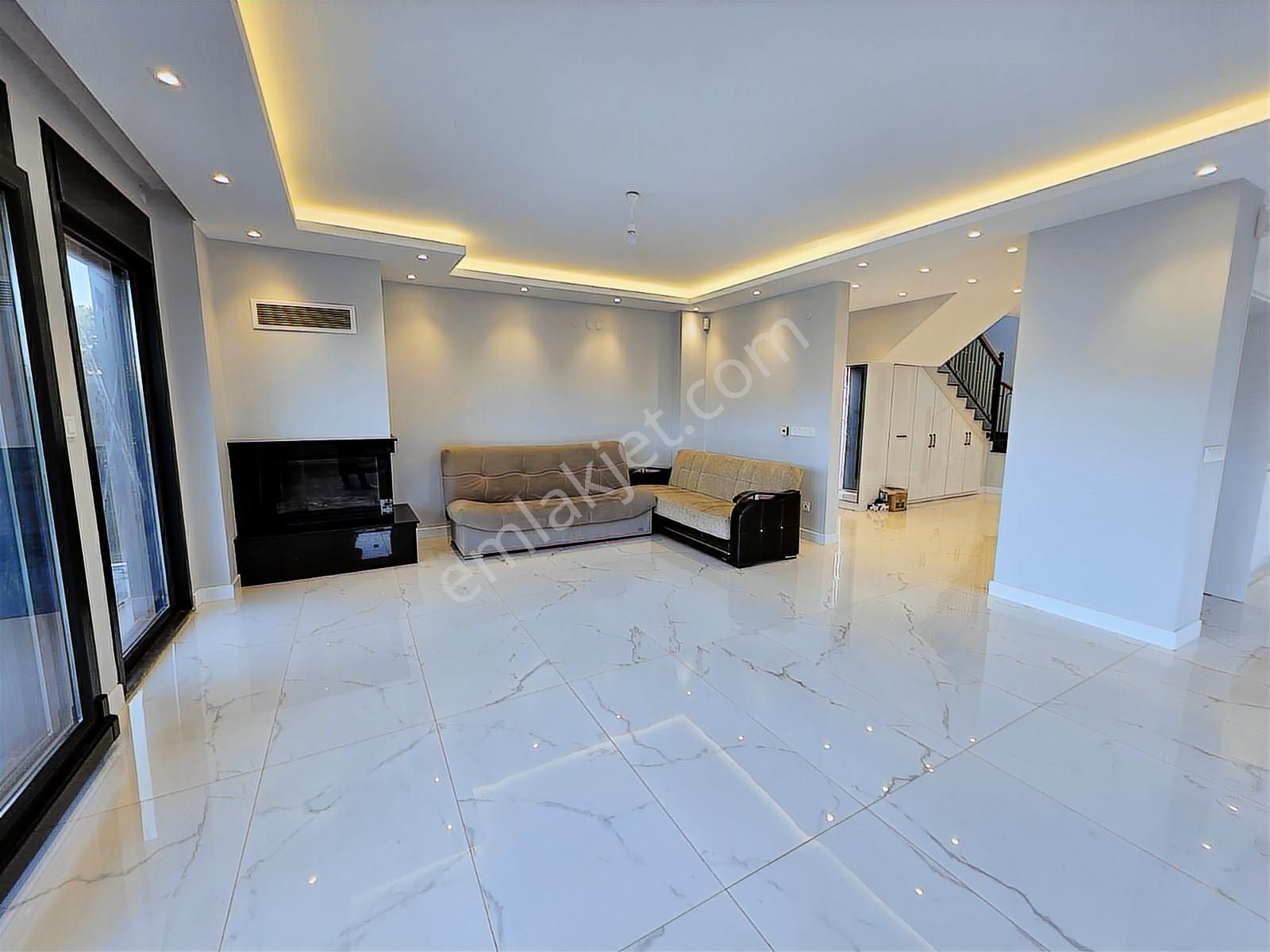 Remax Anka'dan Çavuş Mah. 724 M2 Arsa İçinde 5+1 Müstakil Villa - Görsel 28