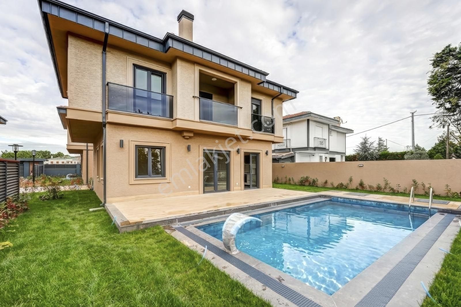 Şile'nin Kalbi Çavuş Lifepark'ta Müstakil Havuzlu&lüx Yaşam