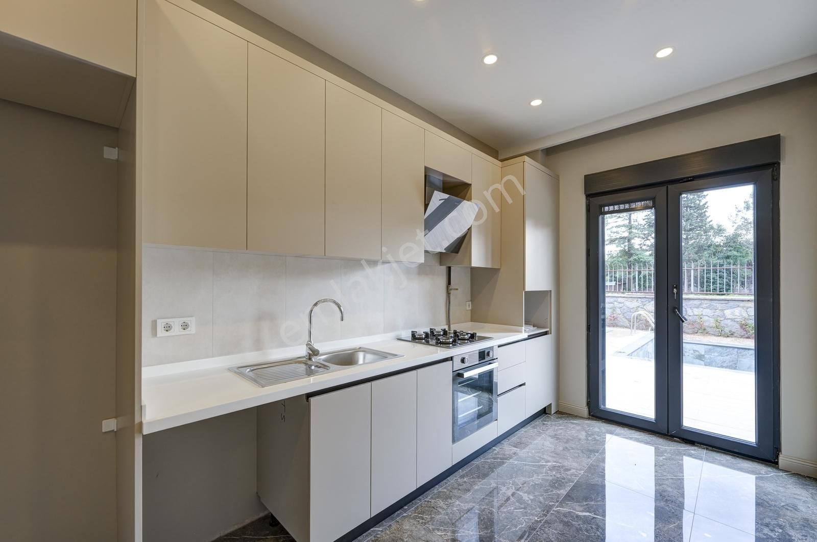 Şile'nin Kalbi Çavuş Lifepark'ta Müstakil Havuzlu&lüx Yaşam - Görsel 25