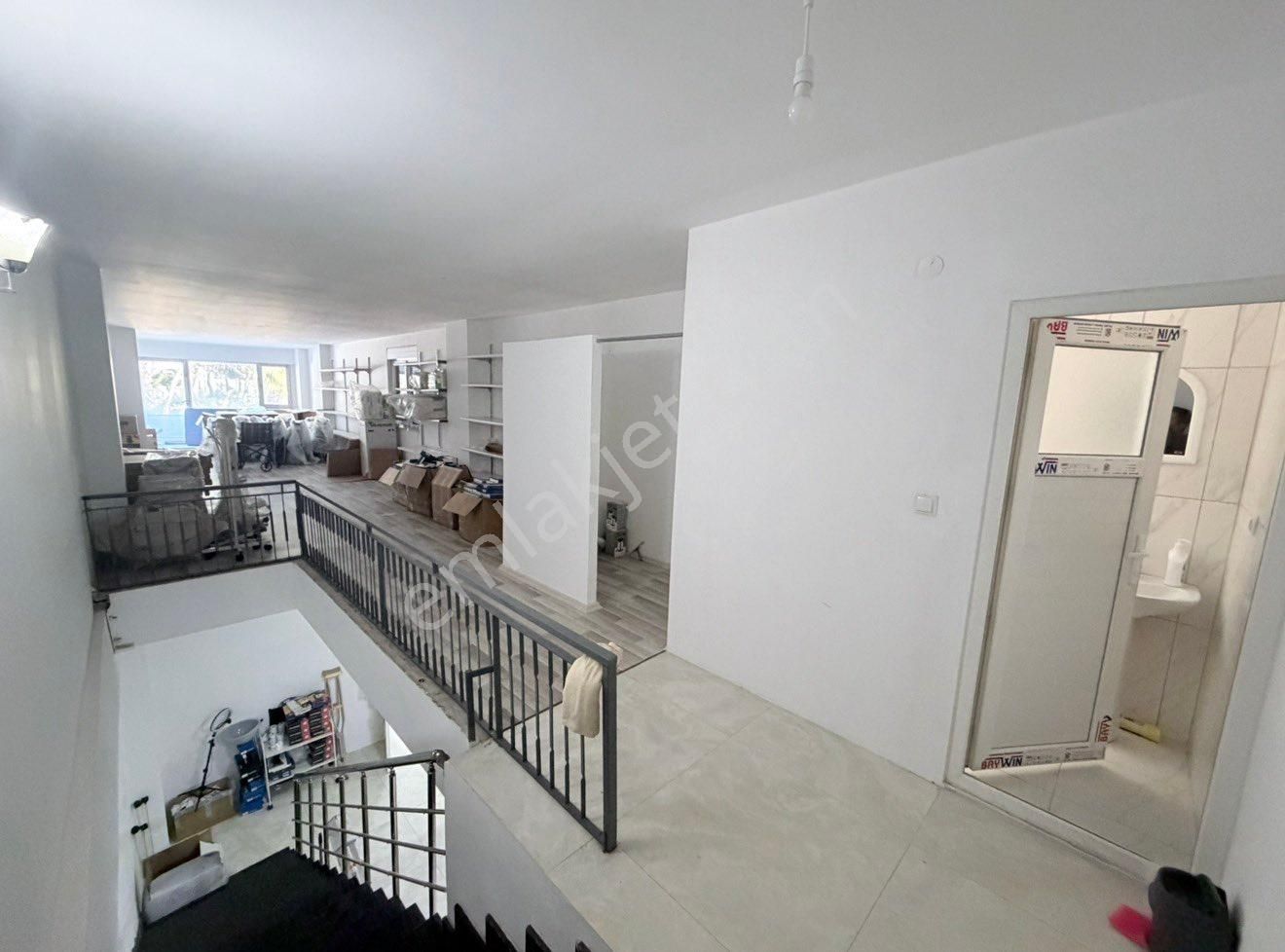 Acil Satılık - Devlet Hastanesi Yanıbaşında Net 156m2 Dükkan - Görsel 14