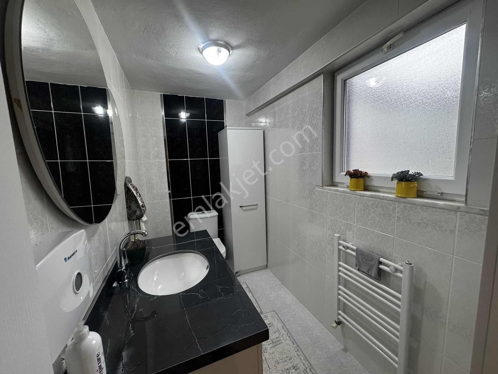 Remax Anka'dan Salkım Sitesinde Bakımlı Ve Tadilatlı Villa - Görsel 20