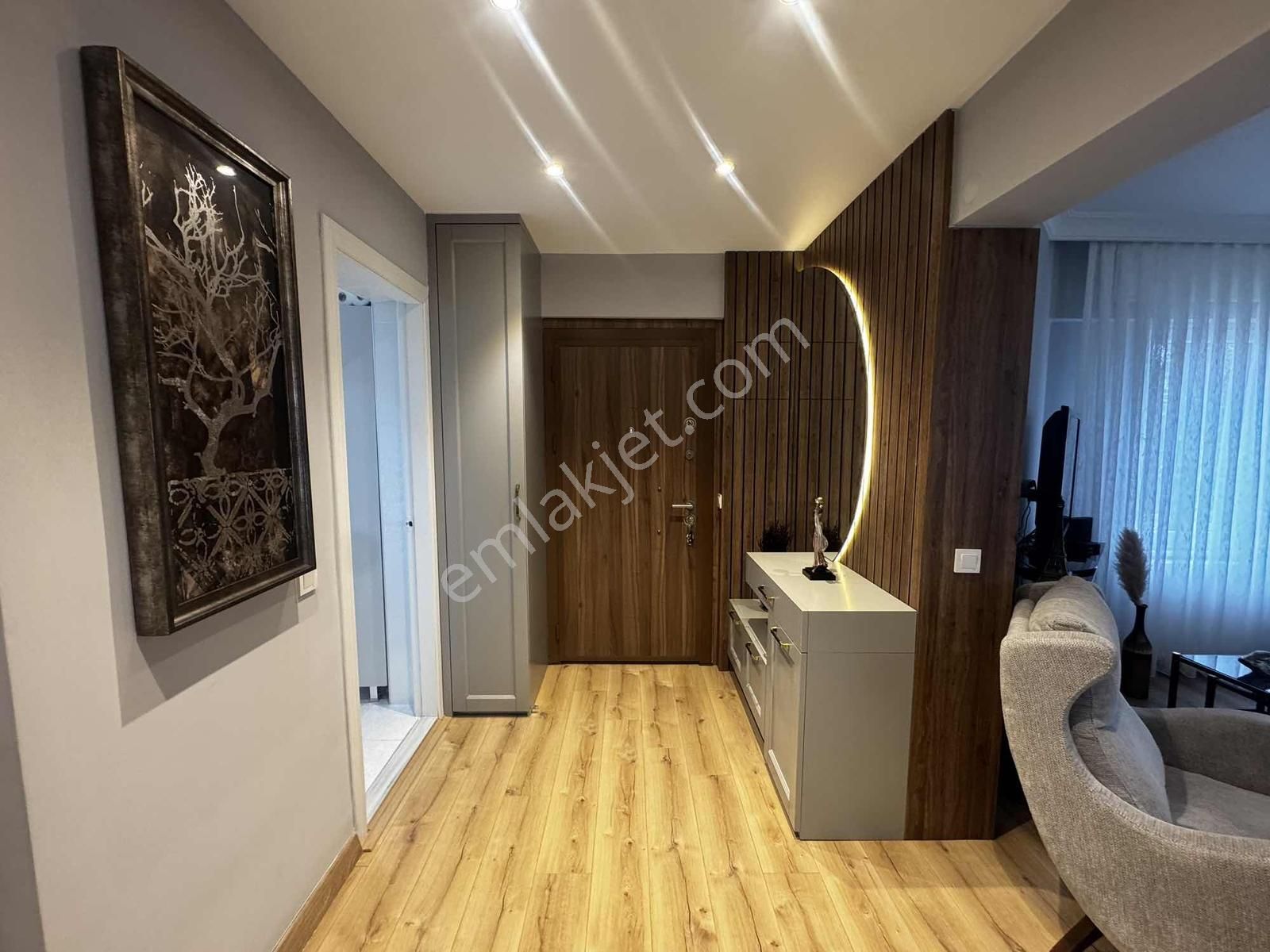 Remax Anka'dan Salkım Sitesinde Bakımlı Ve Tadilatlı Villa - Görsel 27