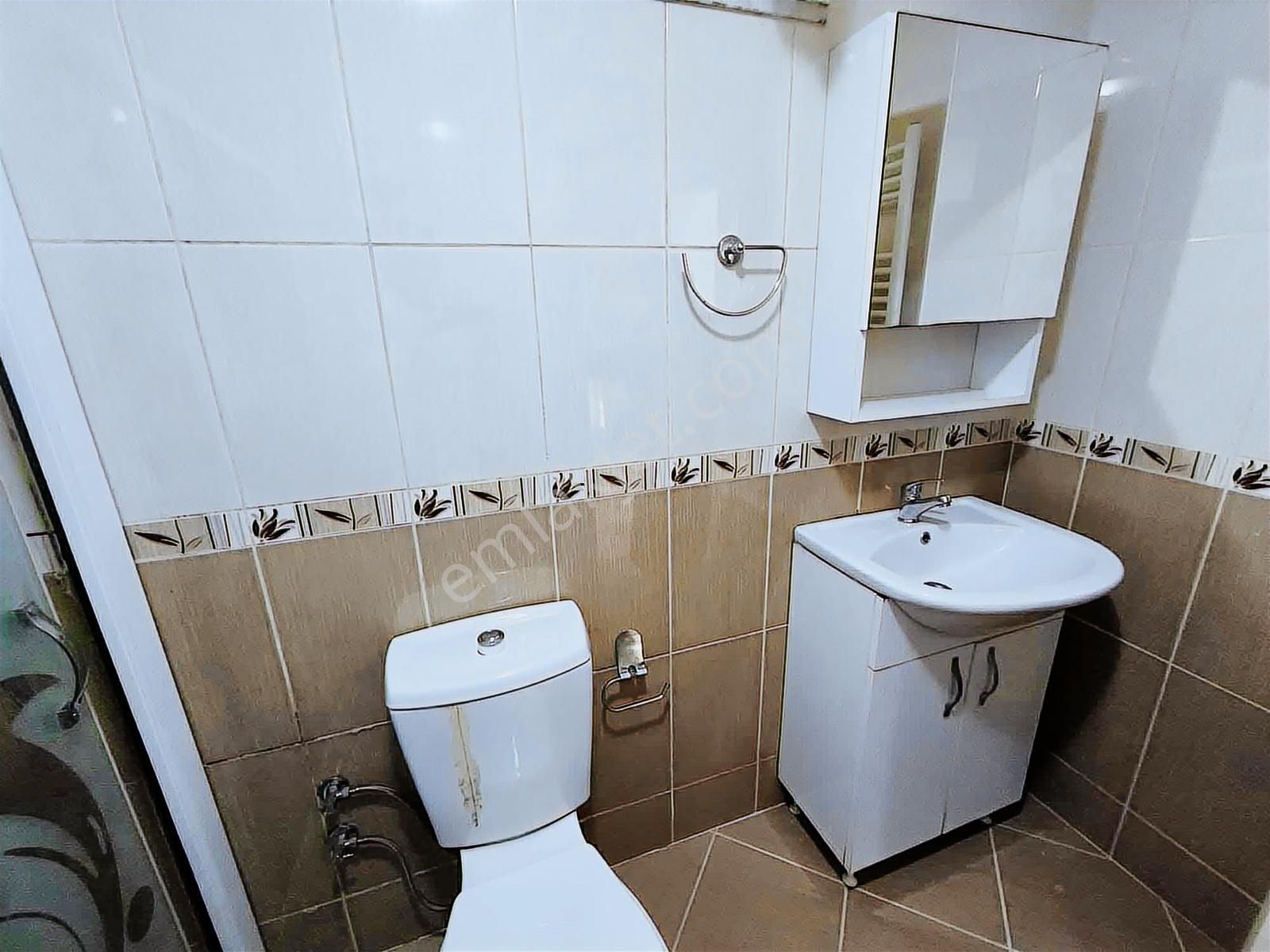 Re/max Anka Güvencesiyle 1+1 Kiralık Daire - Görsel 16