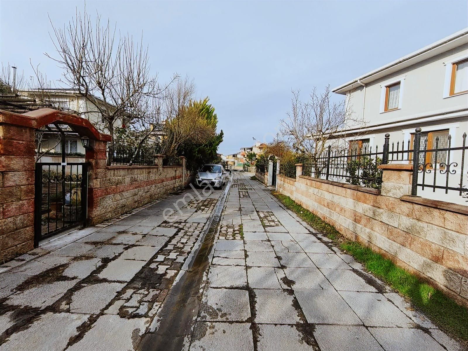Re/max Anka Güvencesiyle 1+1 Kiralık Daire - Görsel 25