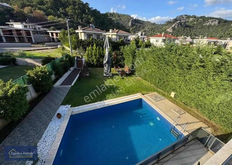Marmaris'te En Nezih Bölgede Lüks 7+1 Satılık Villa - Görsel 4