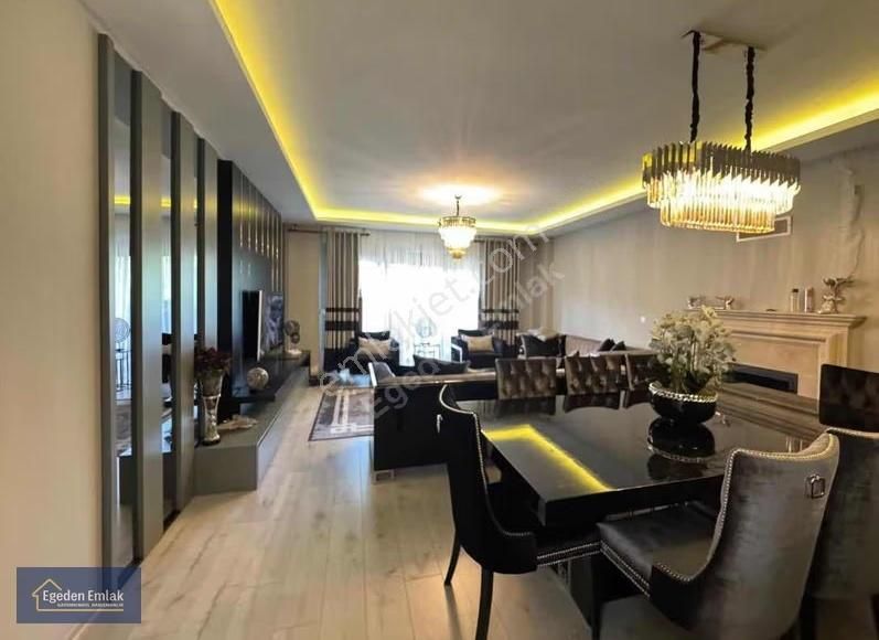 Marmaris'te En Nezih Bölgede Lüks 7+1 Satılık Villa - Görsel 8
