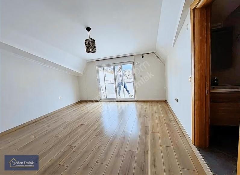 Marmaris Merkezde Emsalsiz Konum 3+1 Satılık Daire - Görsel 21