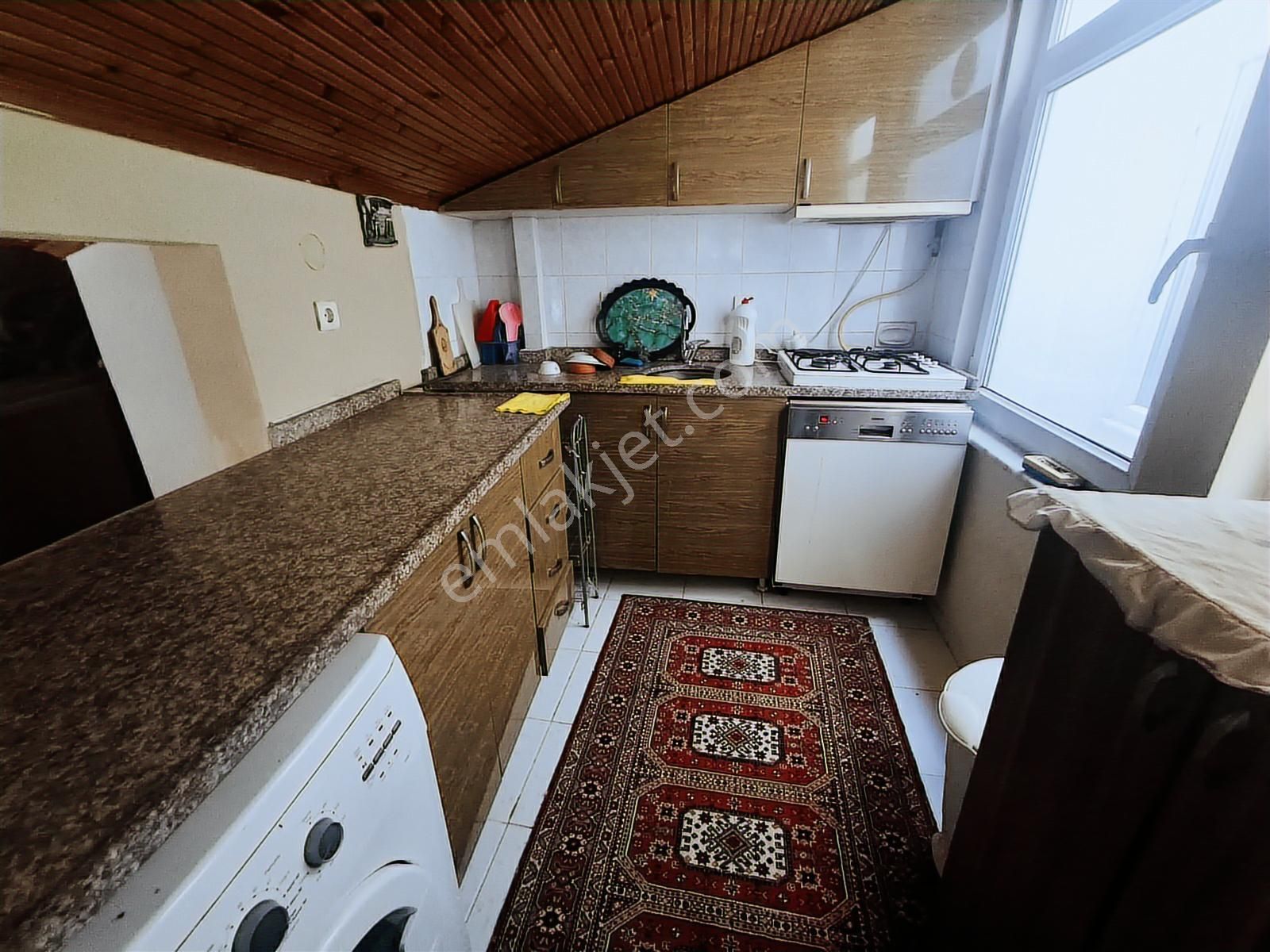 Şile'de Merkezi Lokasyonda 1+1 Eşyalı Kiralık Daire - Görsel 2