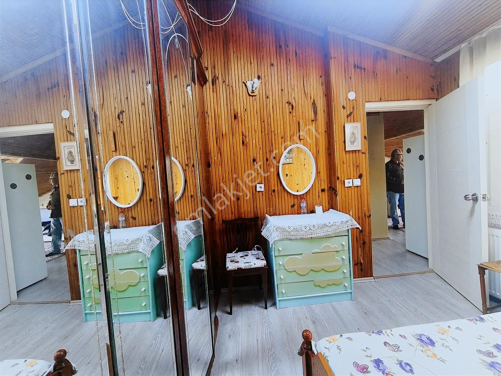 Şile'de Merkezi Lokasyonda 1+1 Eşyalı Kiralık Daire - Görsel 11