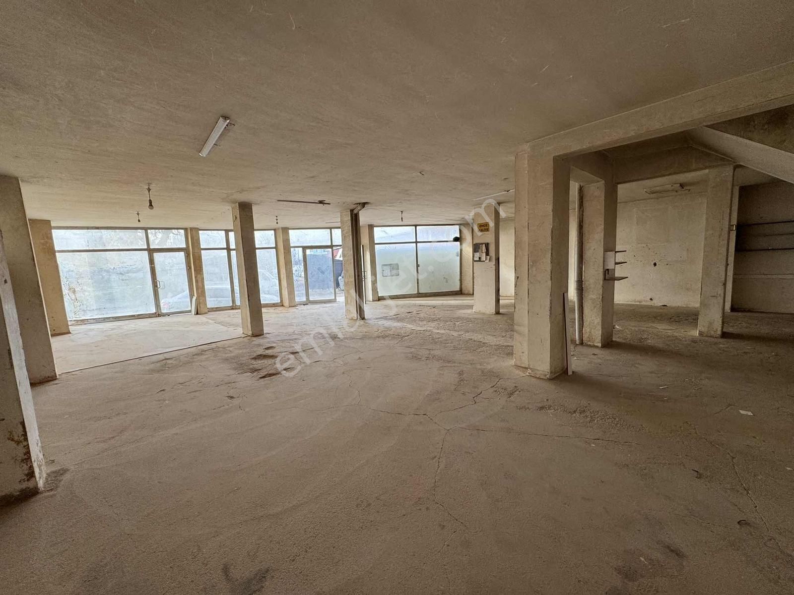 Biens'ten Mutlular Mahallesinde Kiralık 200 M2 Boş Dükkan - Görsel 2