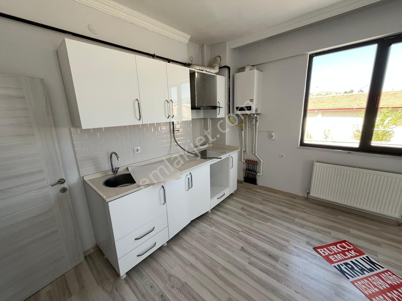 Merkezde 2+1 Yatırım İçin Kiracılı Satılık Daire *** Burcu Emlak - Görsel 2