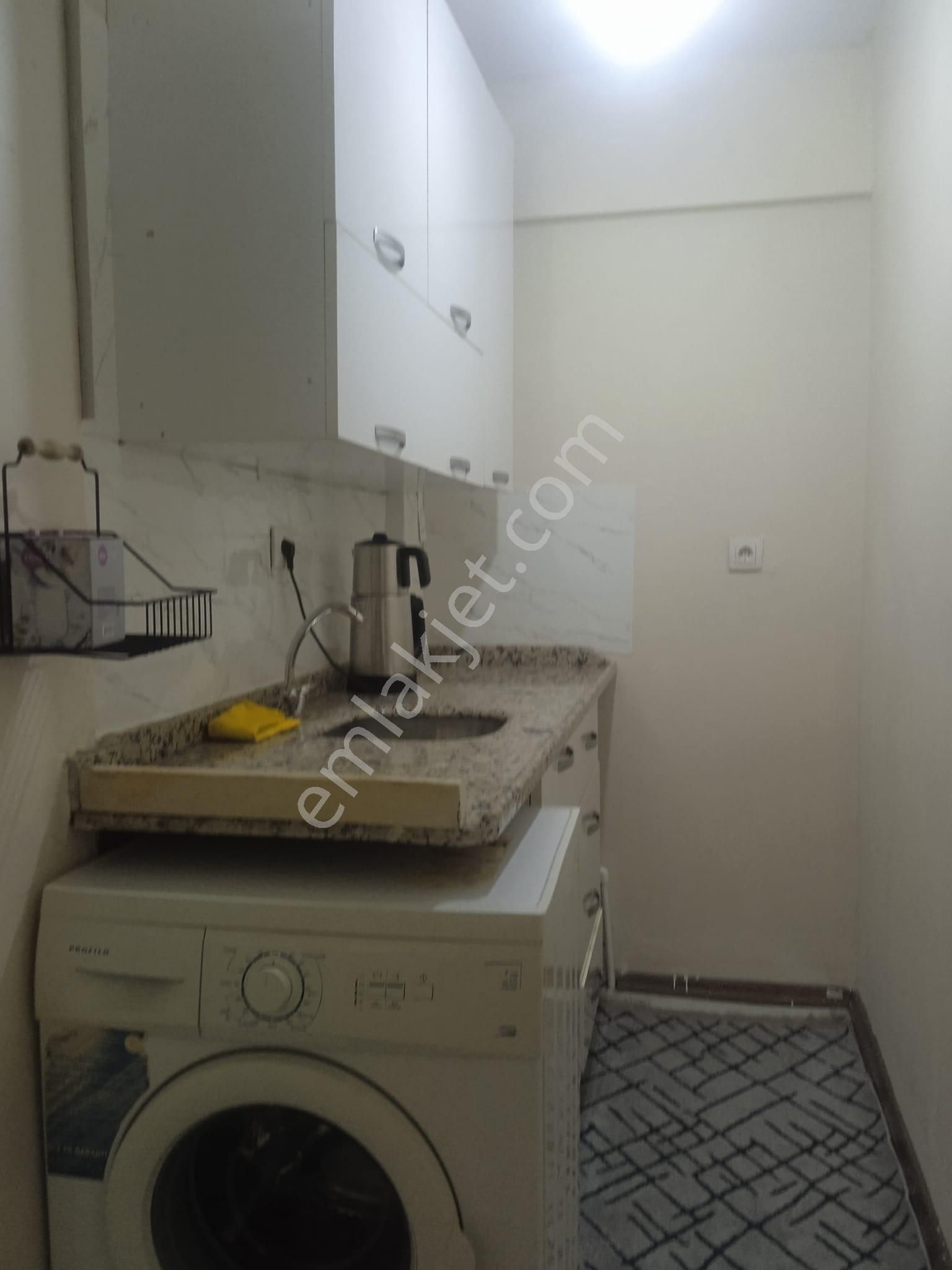 Bakırköy Meydanda 1+0 Eşyalı Kiralık Südütyo - Görsel 7