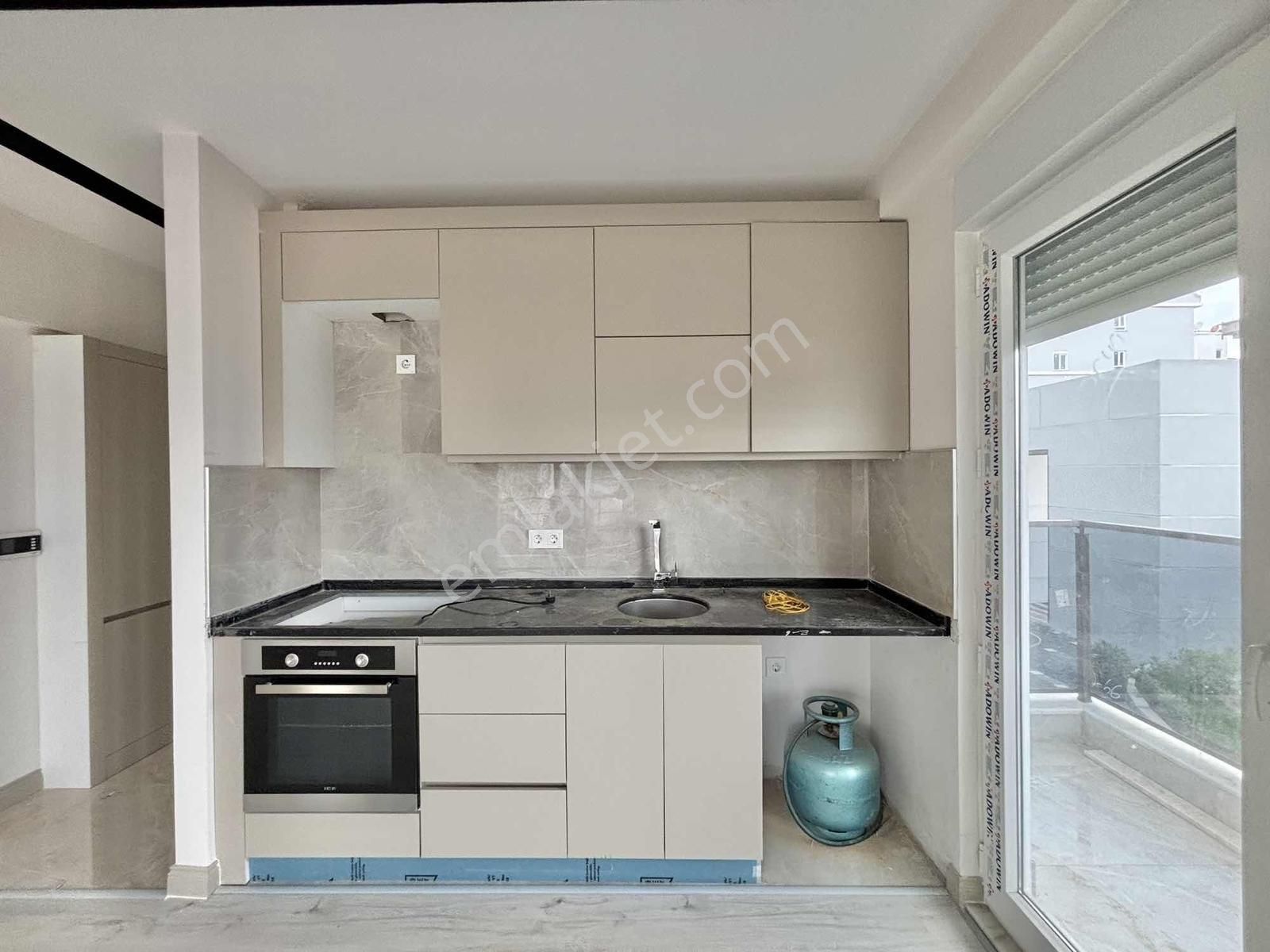 Fevzi Çakmakta 1+1 Açık Mutfaklı Donanımlı Gerçek Yüksek Giriş - Görsel 2