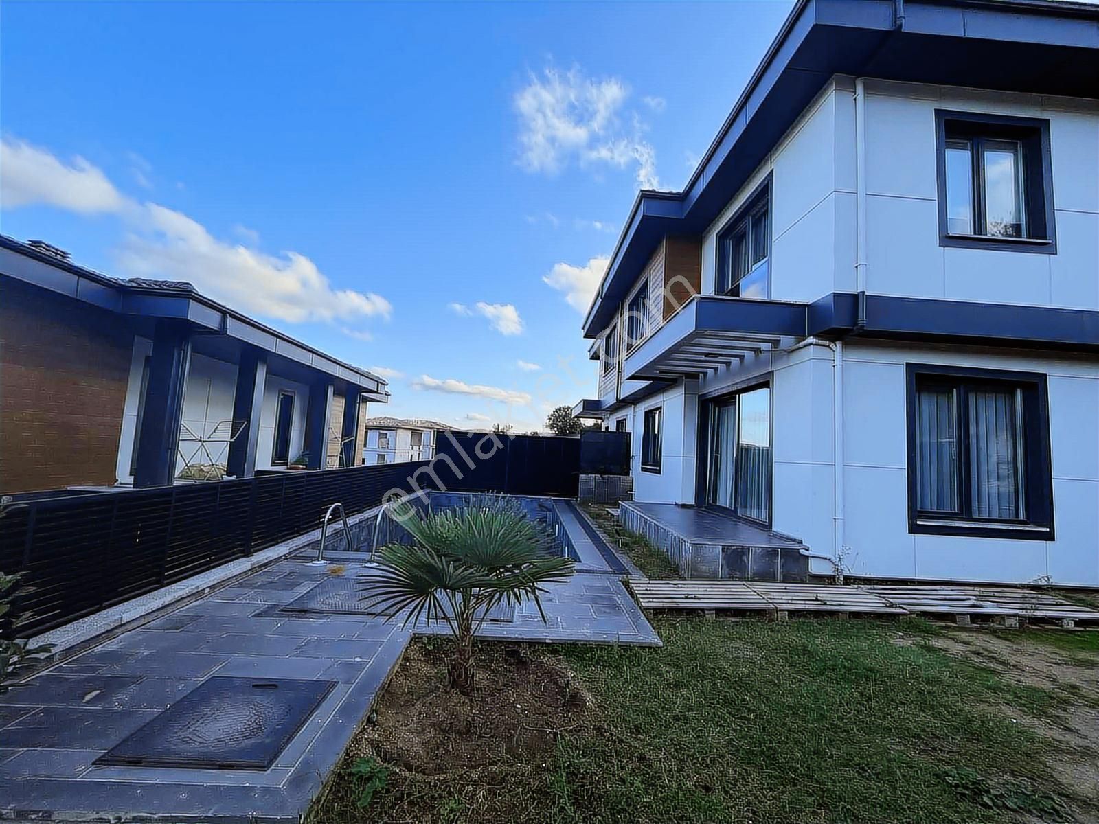 Şilenin Merkezi Noktasında Ormanın İçinde İzole Villa