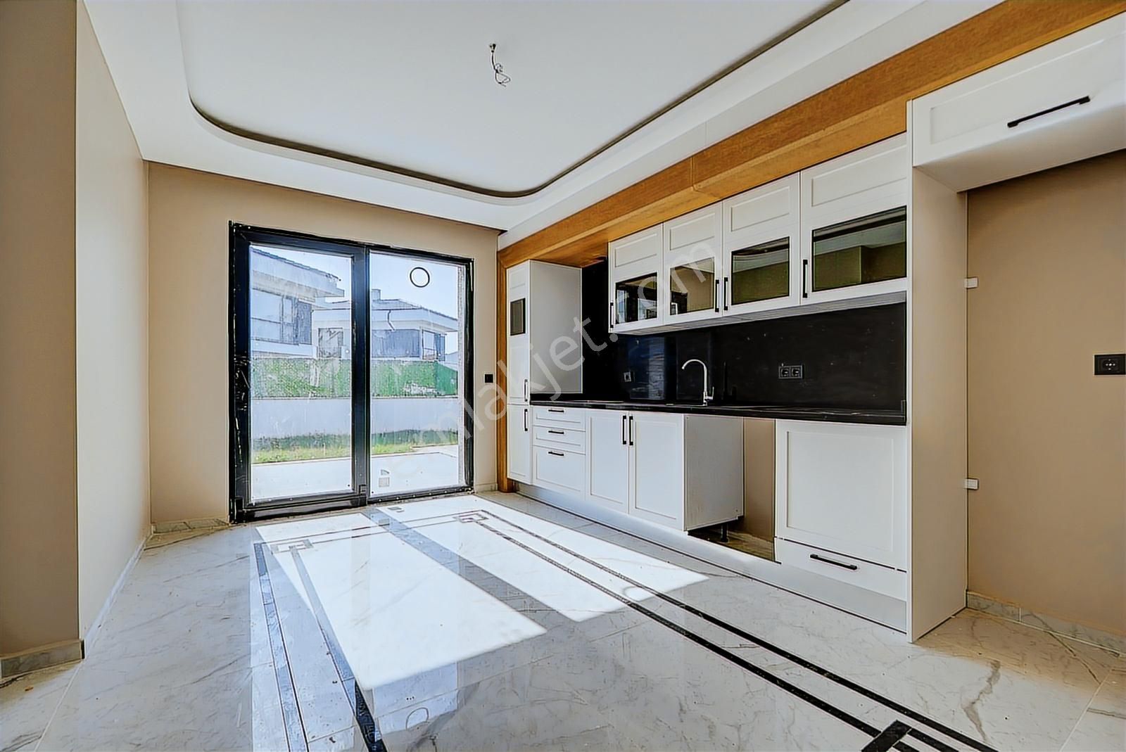 Remax Anka 'dan Kumbaba 250 M2 5+1 Sıfır Satılık Müstakil Villa - Görsel 6