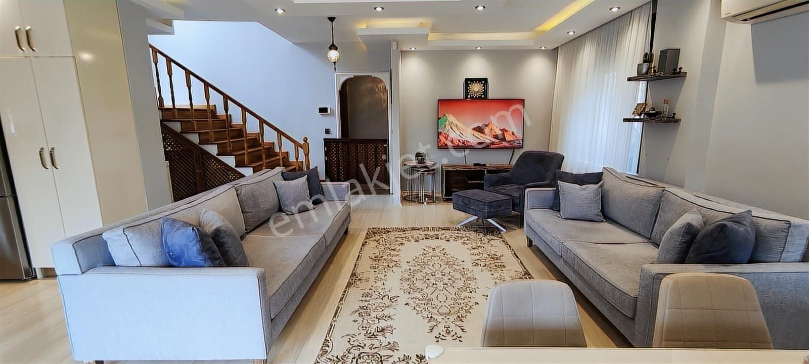 Şile Merkez'de Denize Yakın Müstakil Bahçeli 6+2 Satılık Villa - Görsel 17