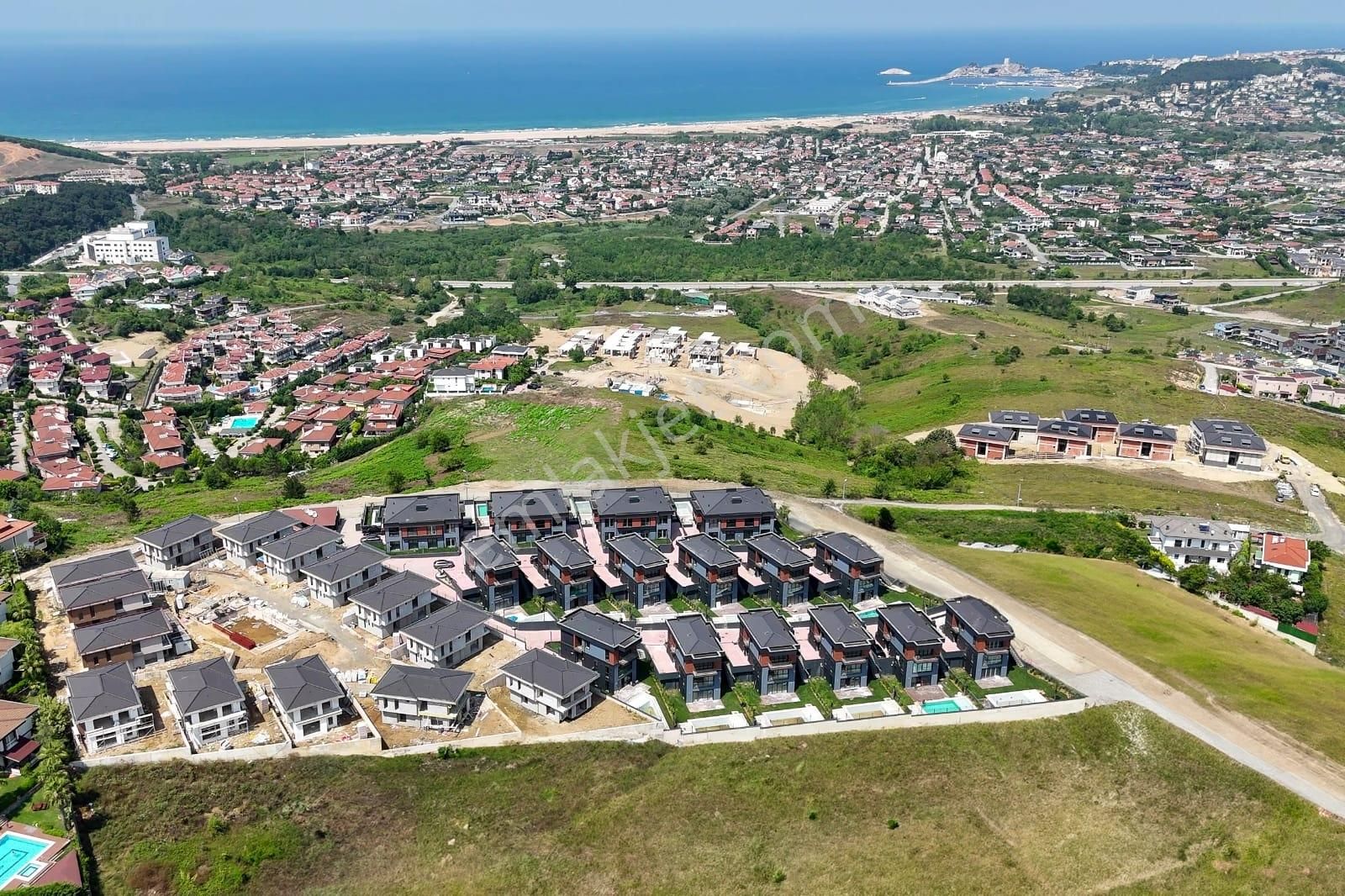 Remax Anka'dan Livapark'ta Müstakil Havuzlu 5+1 Aplus Villalar - Görsel 13