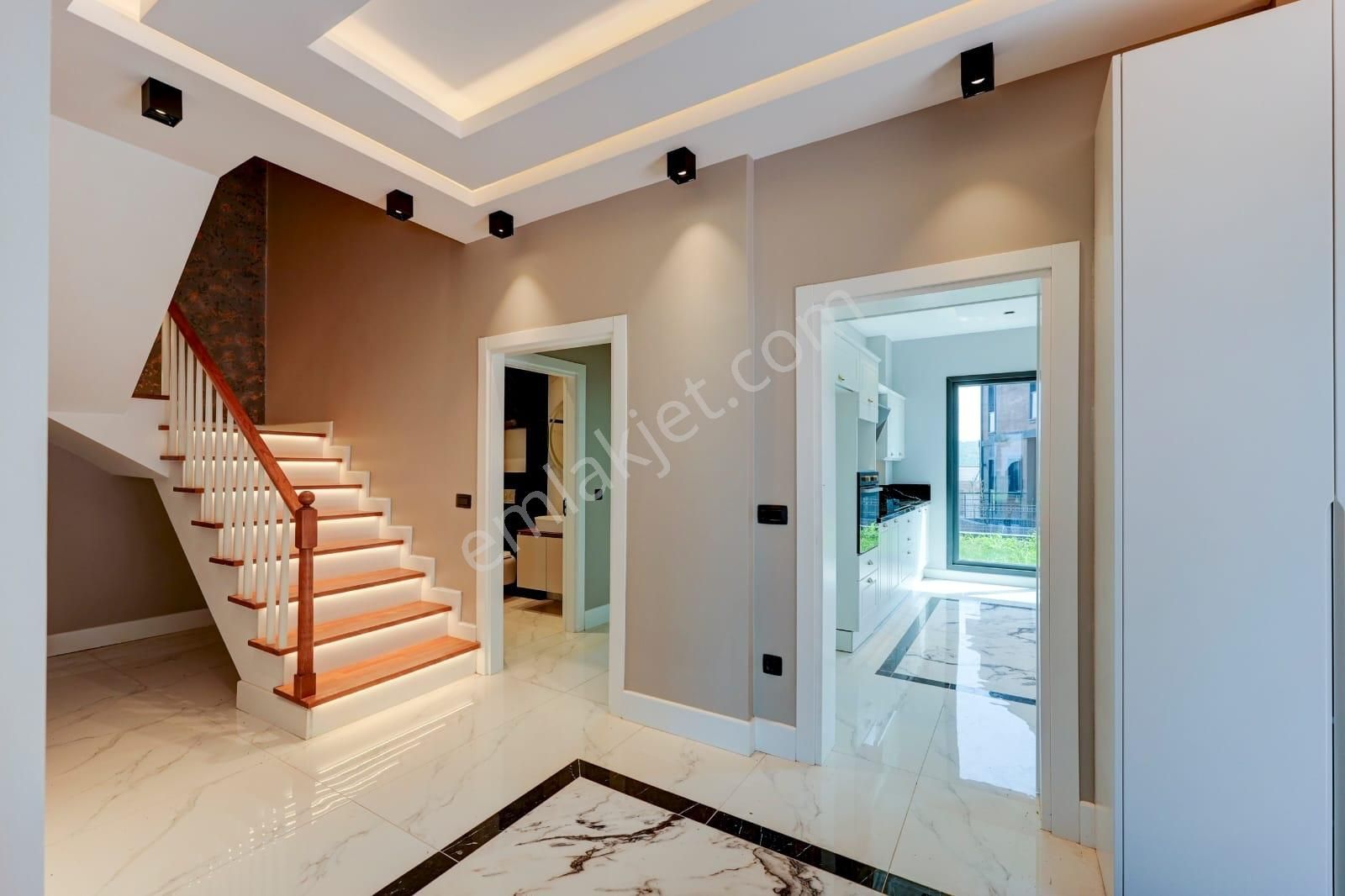 Remax Anka'dan Livapark'ta Müstakil Havuzlu 5+1 Aplus Villalar - Görsel 6