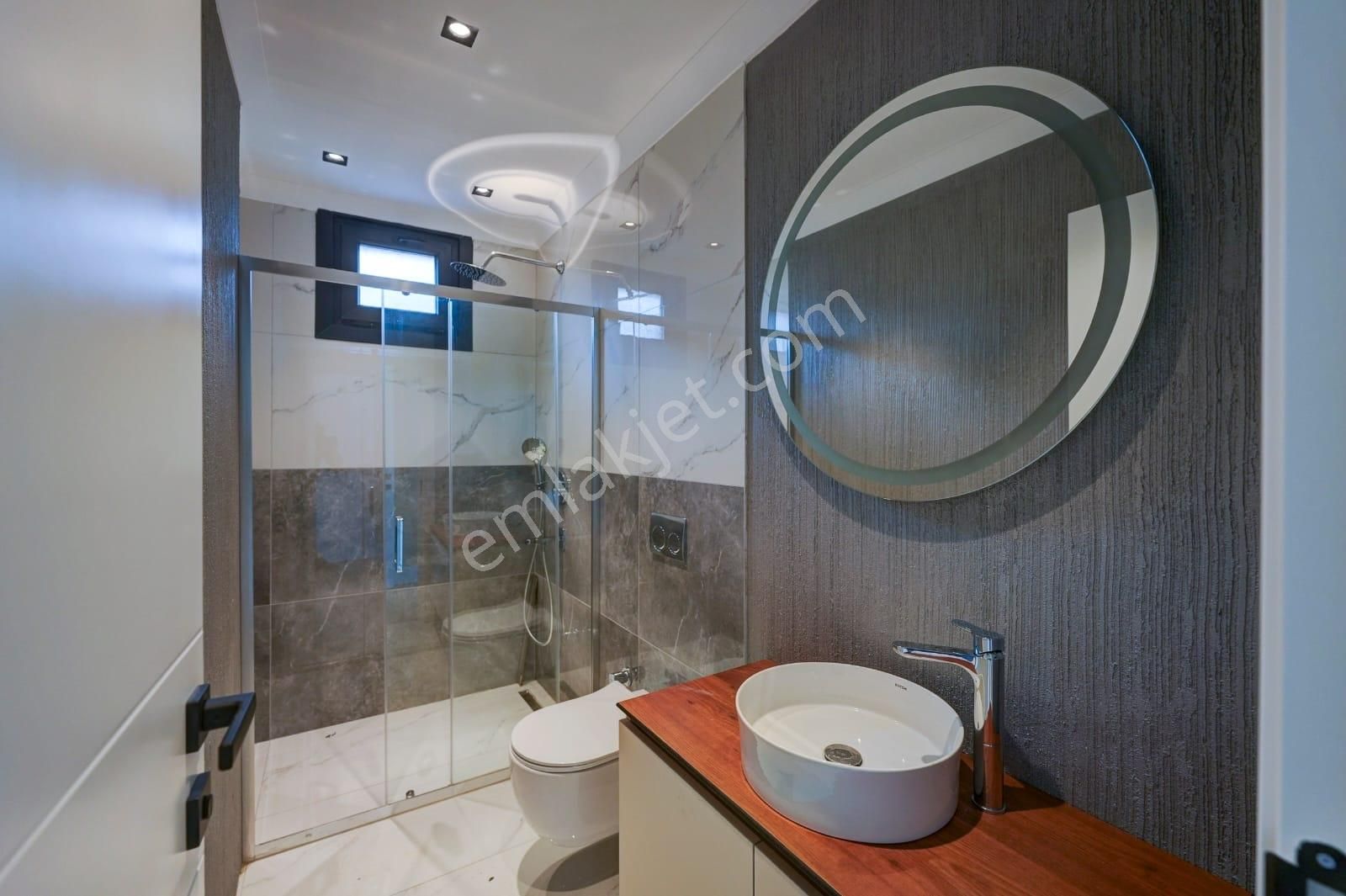 Remax Anka'dan Livapark'ta Müstakil Havuzlu 5+1 Aplus Villalar - Görsel 26