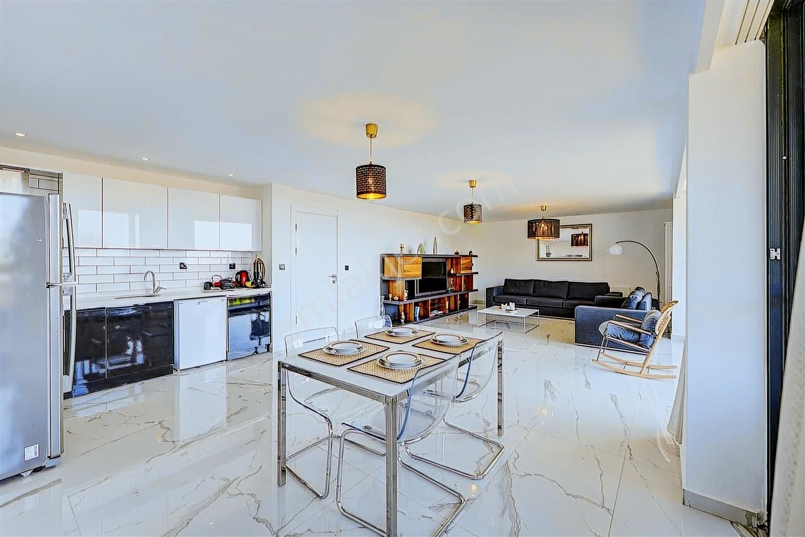 Royal Blue Sitesi Satılık Forleks Villa - Görsel 13