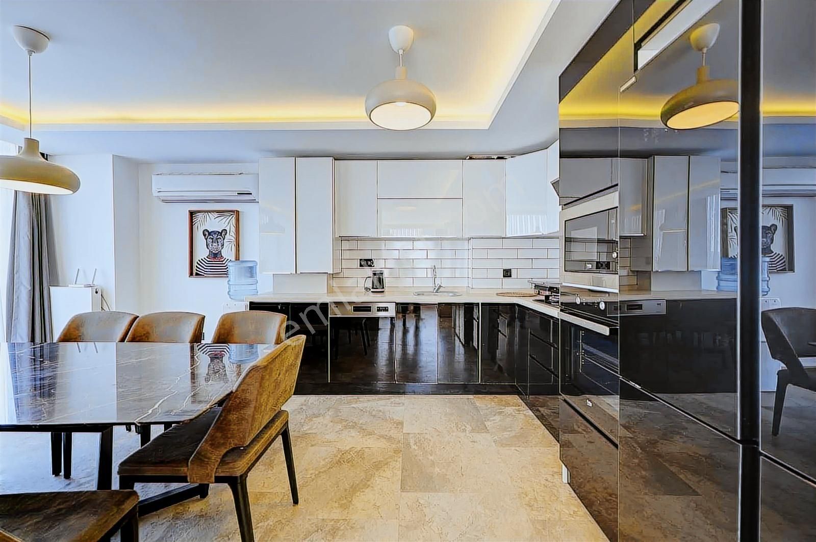 Royal Blue Sitesi Satılık Forleks Villa - Görsel 9