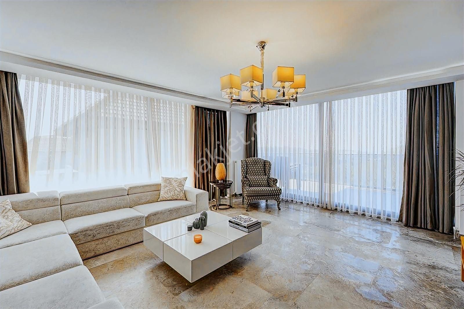 Royal Blue Sitesi Satılık Forleks Villa - Görsel 15