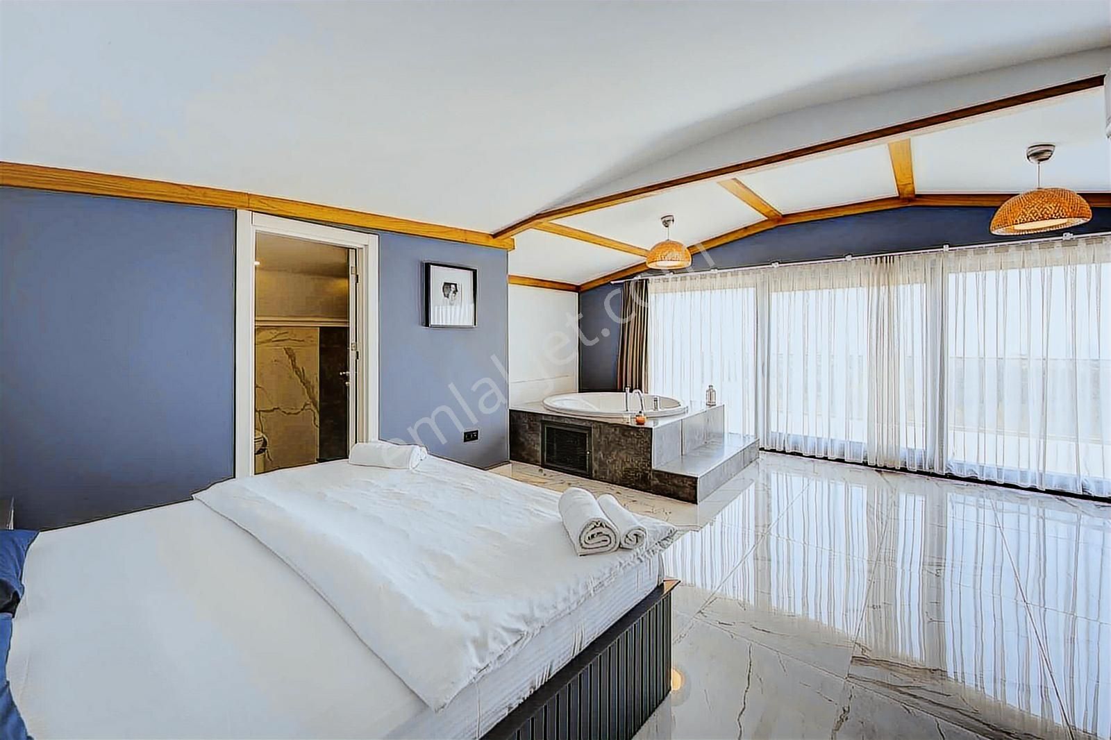 Royal Blue Sitesi Satılık Forleks Villa - Görsel 33