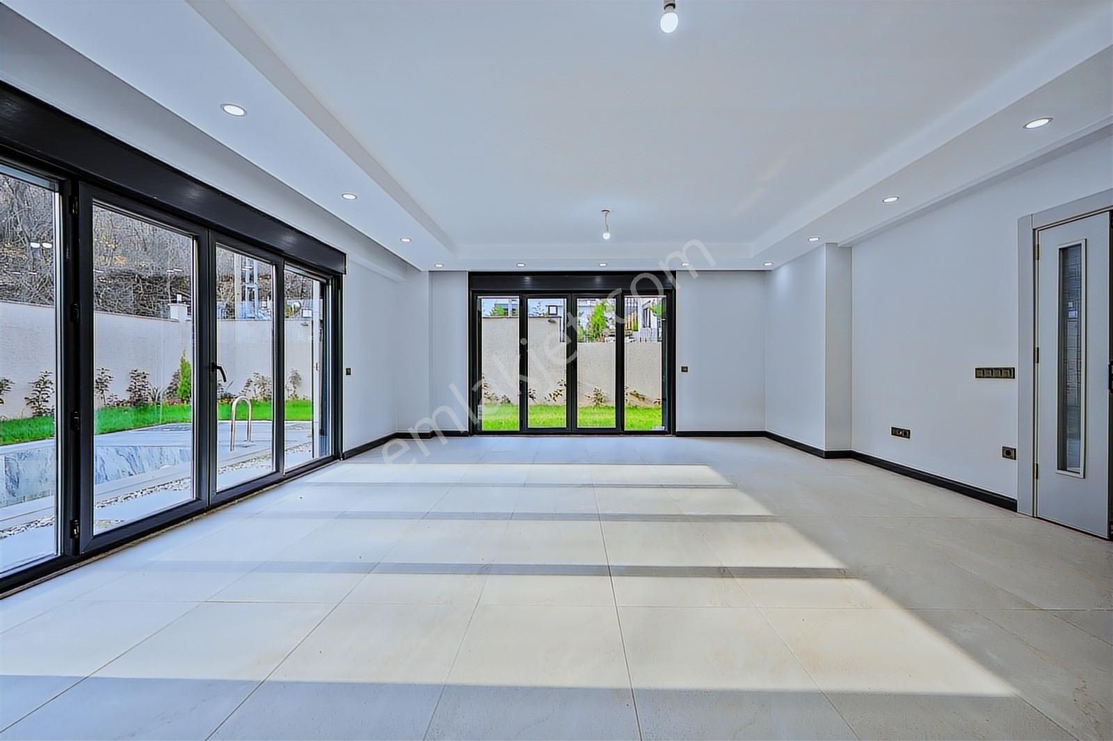 Barçağ Villalarında 475 M2 Arsa Alanlı Satılık Müstakil Villa - Görsel 26