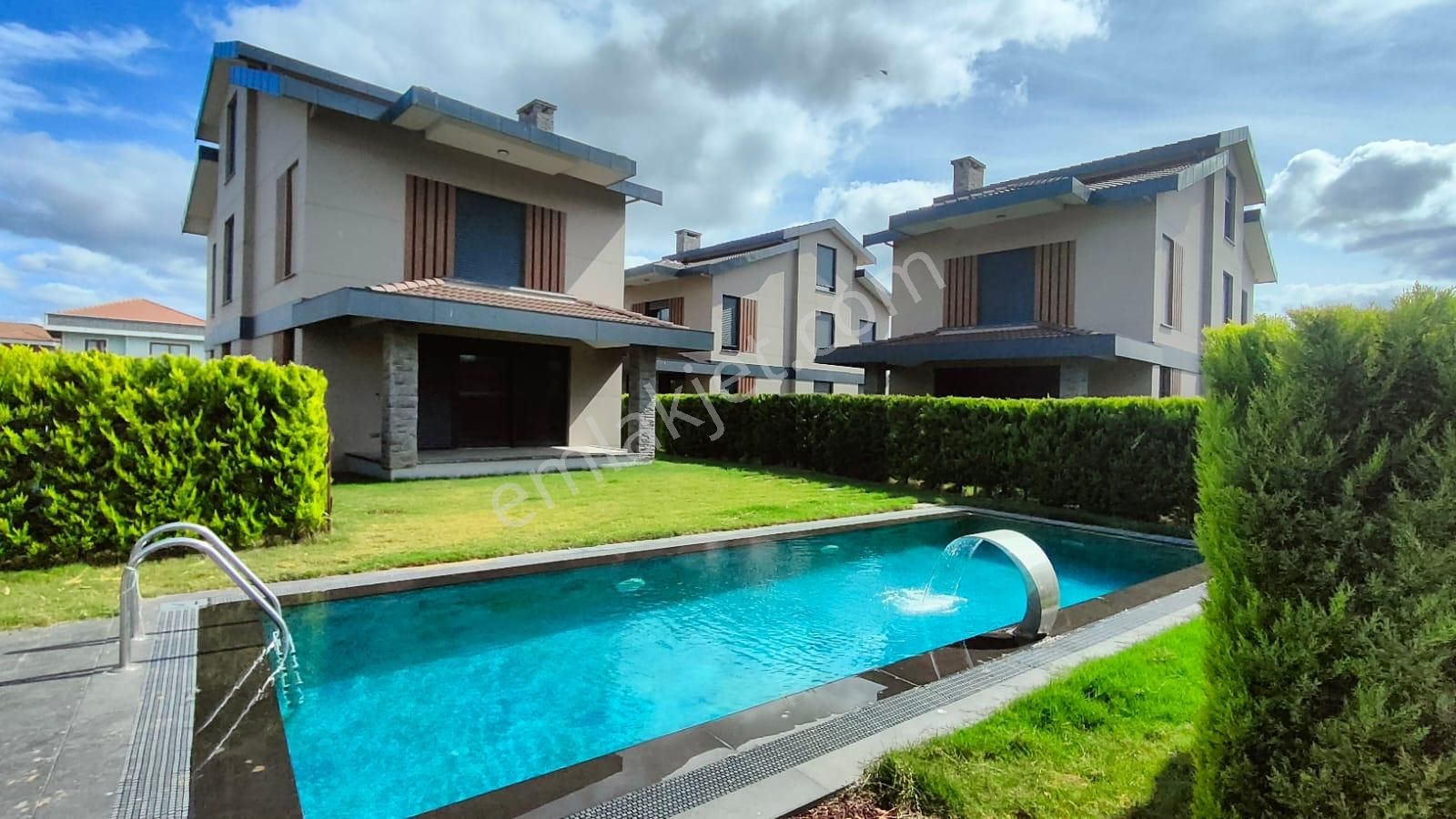 Şile Merkezde Oturuma Hazır,müstakil Havuzlu A+satılık Villalar - Görsel 20