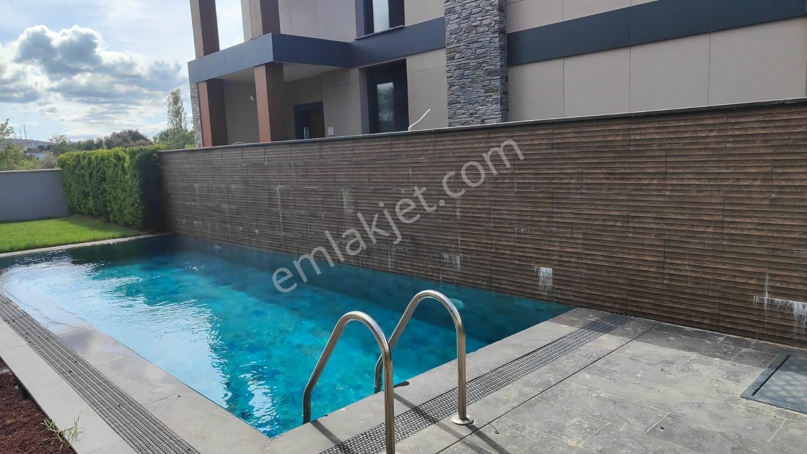 Şile Merkezde Oturuma Hazır,müstakil Havuzlu A+satılık Villalar - Görsel 4