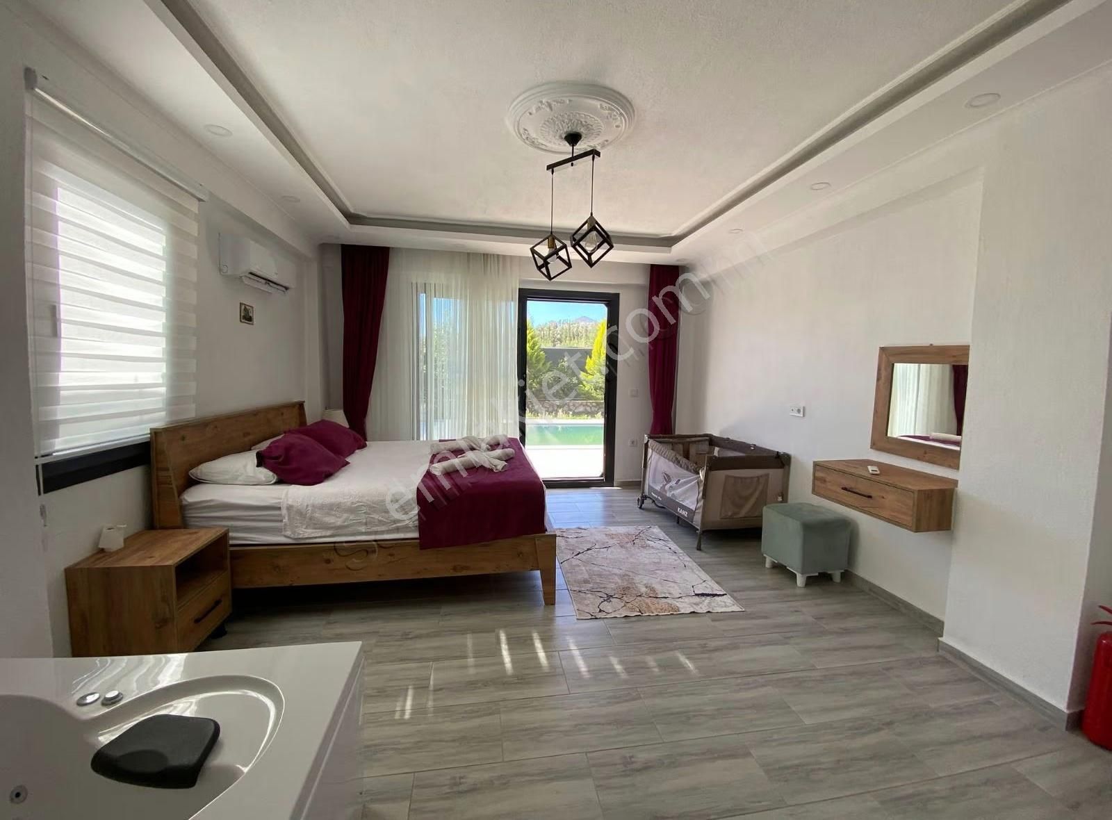 Fethiye Eldirek De Havuzlu Eşyalı Jakuzili 2+1 Kiralik Villa - Görsel 12