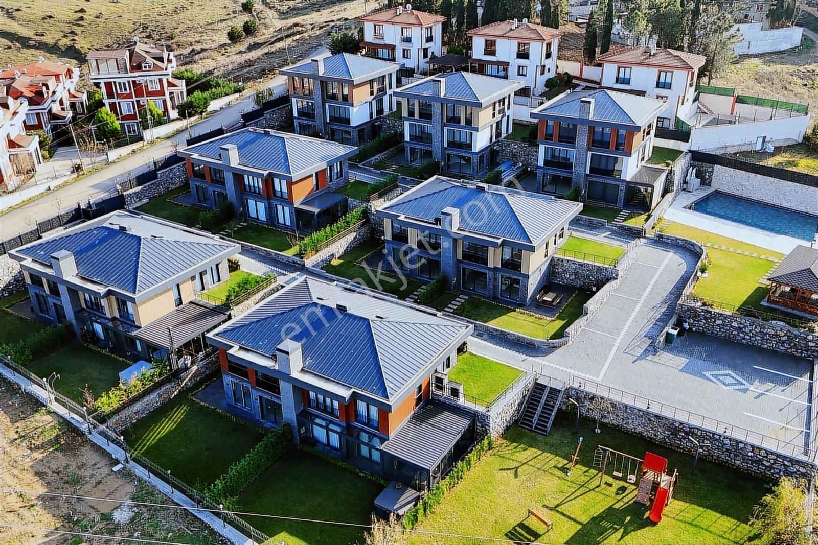 Remax Anka'dan Deniz Manzaralı Müstakil Site'de Satılık Villalar - Görsel 21