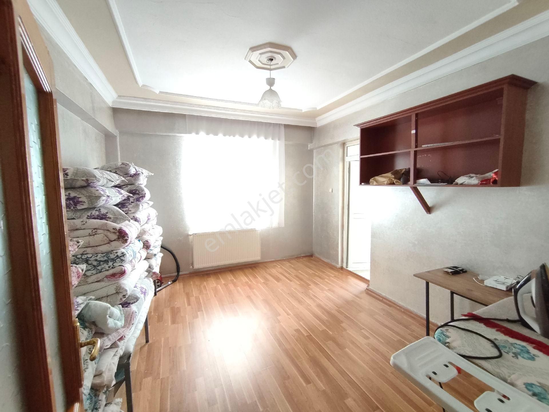 Karaköprü Belediye Yukarısı 4 Odalı Satılık Bakımlı Daire - Görsel 16