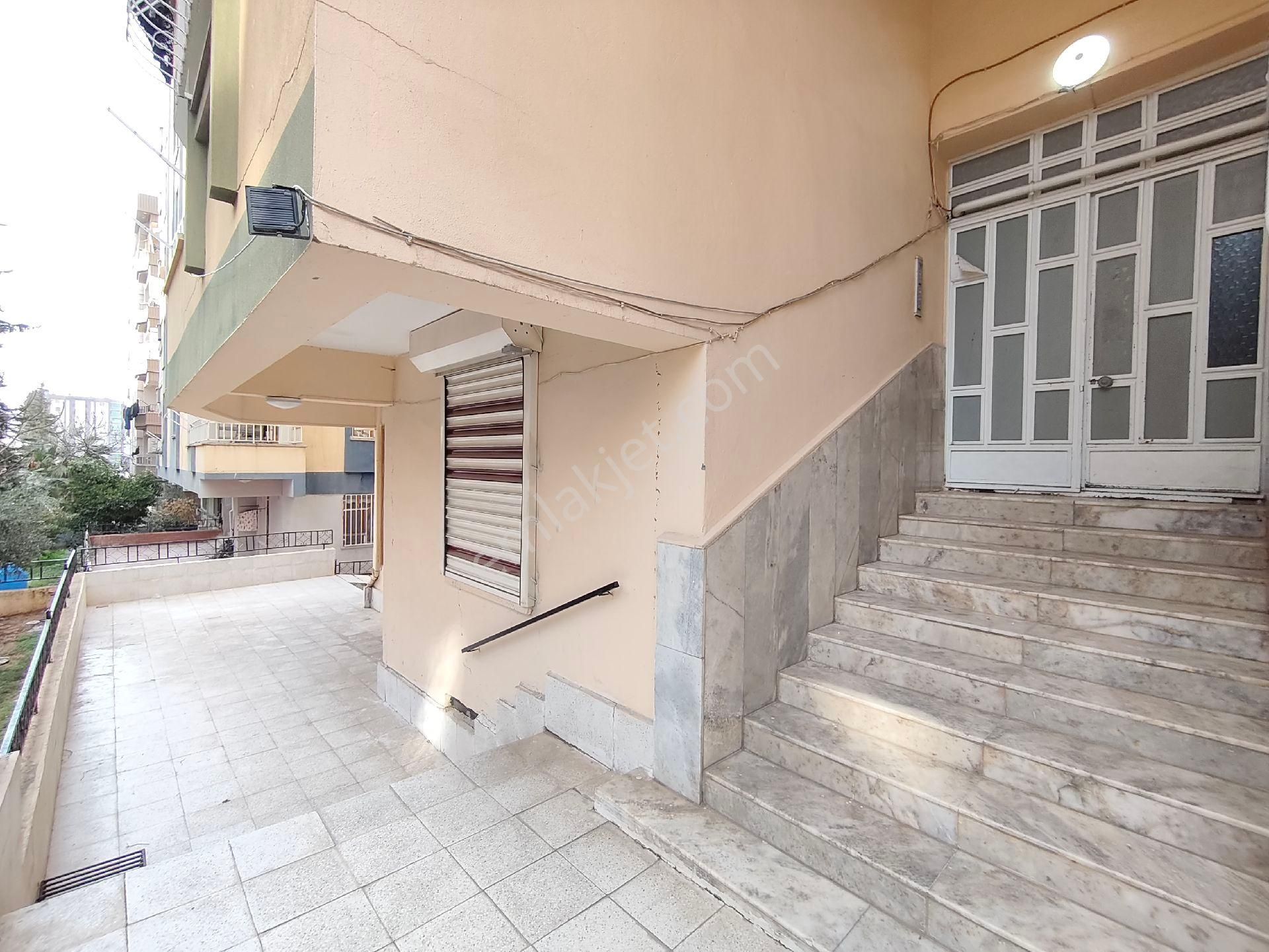 Karaköprü Belediye Yukarısı 4 Odalı Satılık Bakımlı Daire - Görsel 5