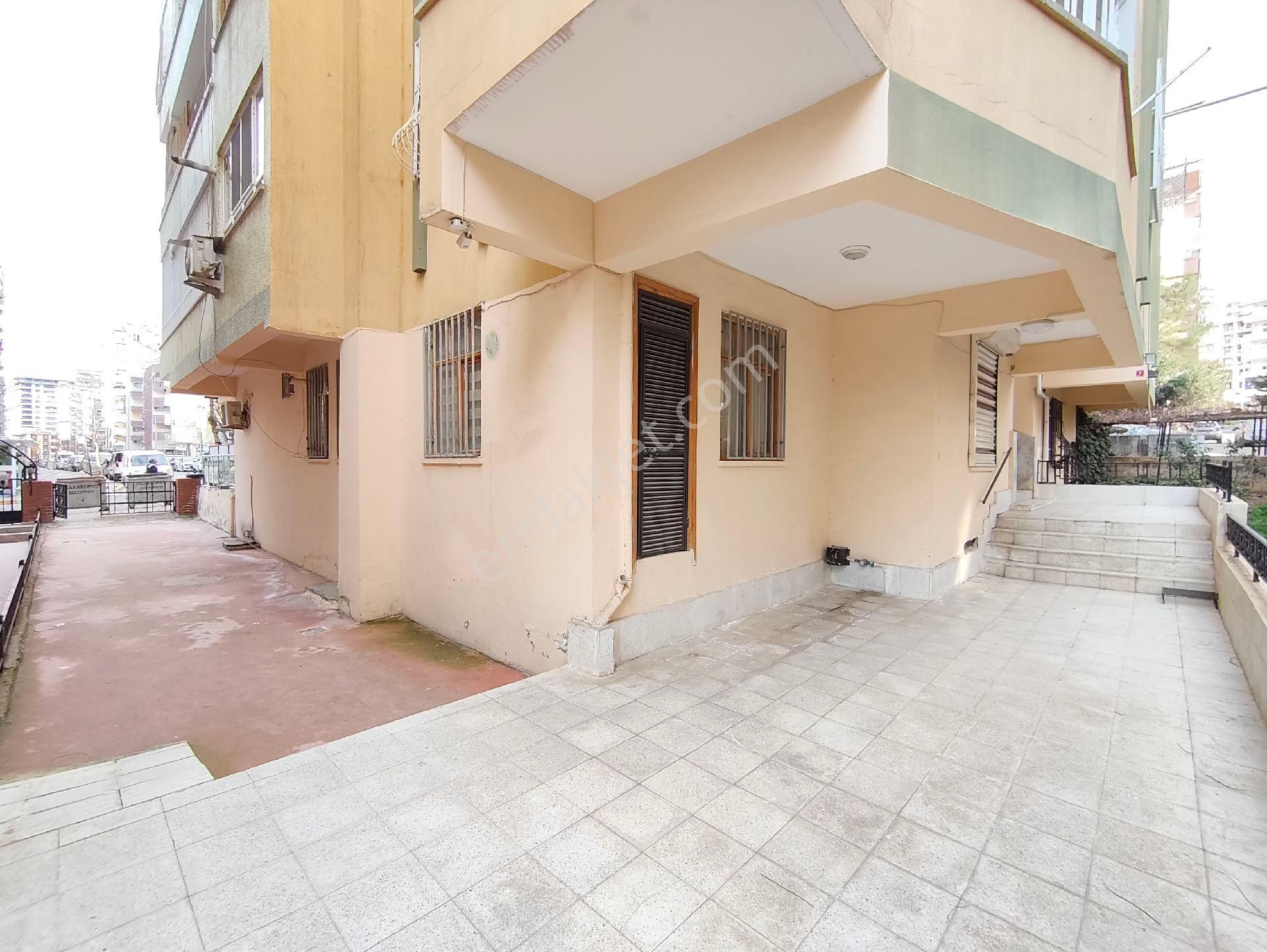 Karaköprü Belediye Yukarısı 4 Odalı Satılık Bakımlı Daire - Görsel 4