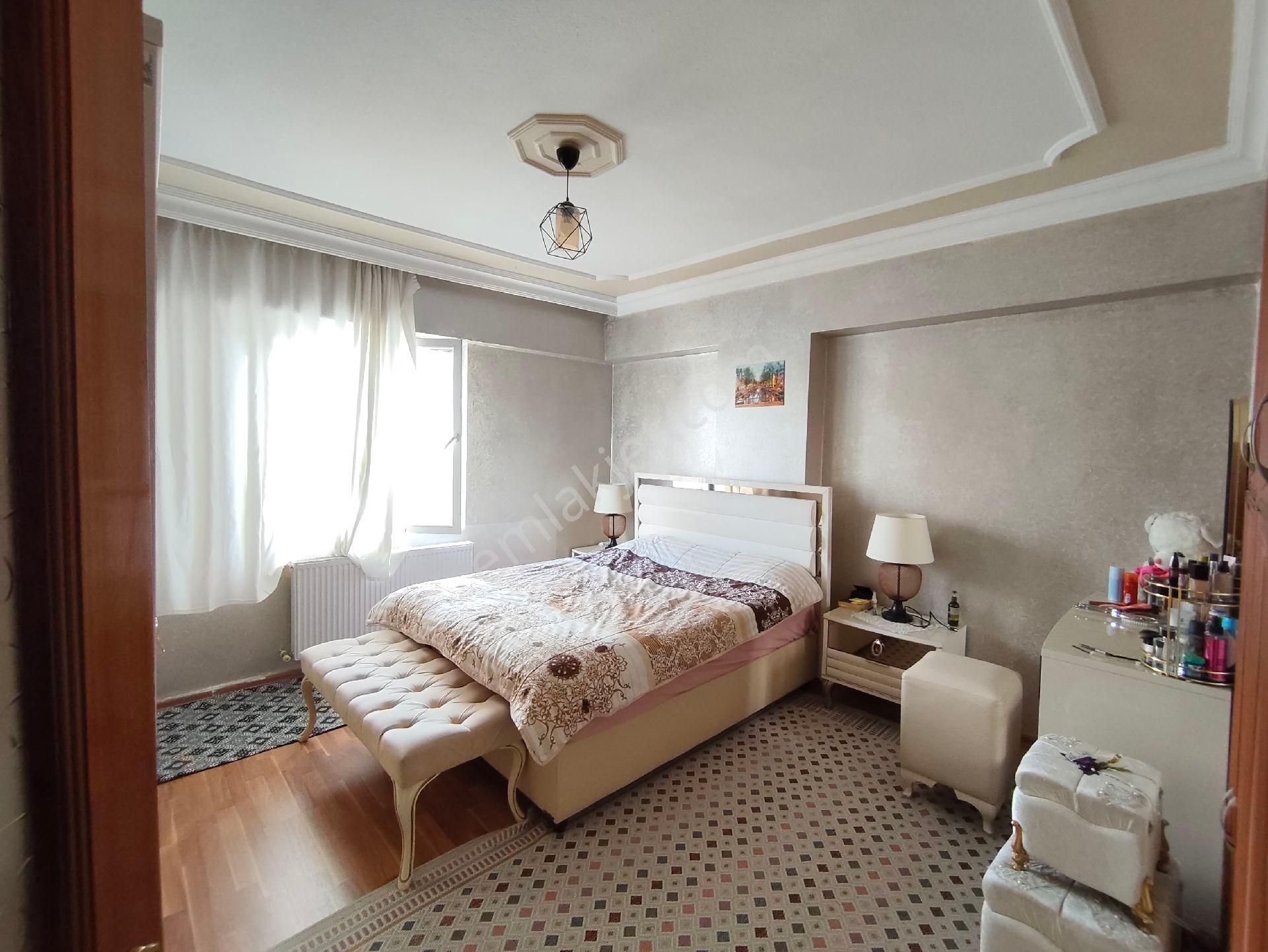 Karaköprü Belediye Yukarısı 4 Odalı Satılık Bakımlı Daire - Görsel 19