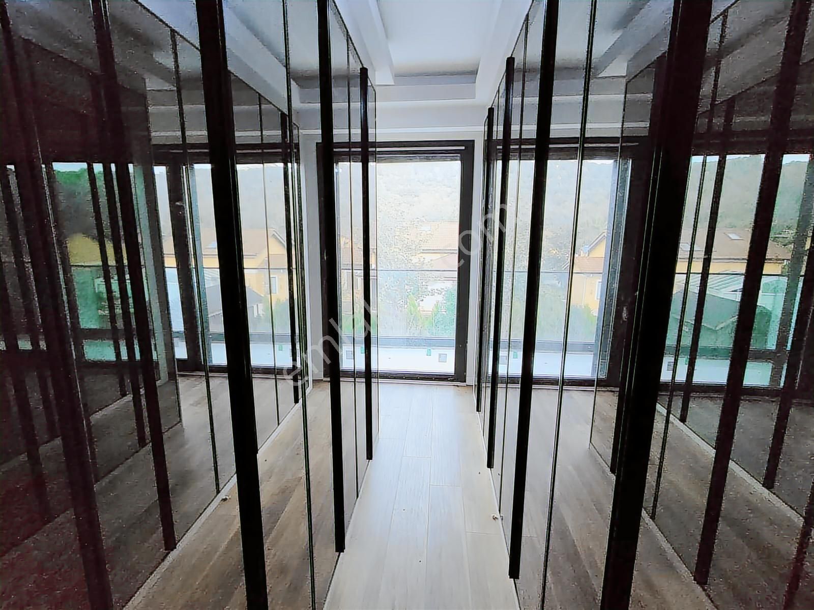 Lanse Korupark'ta 200 M2 Bahçe Paylı Müstakil 4+1 Dubleks Villa - Görsel 10