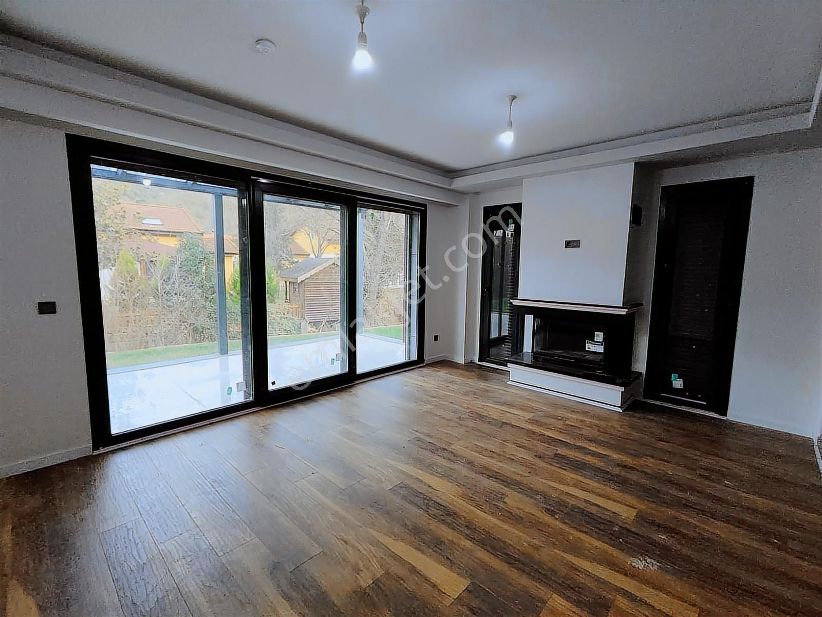 Lanse Korupark'ta 200 M2 Bahçe Paylı Müstakil 4+1 Dubleks Villa - Görsel 7