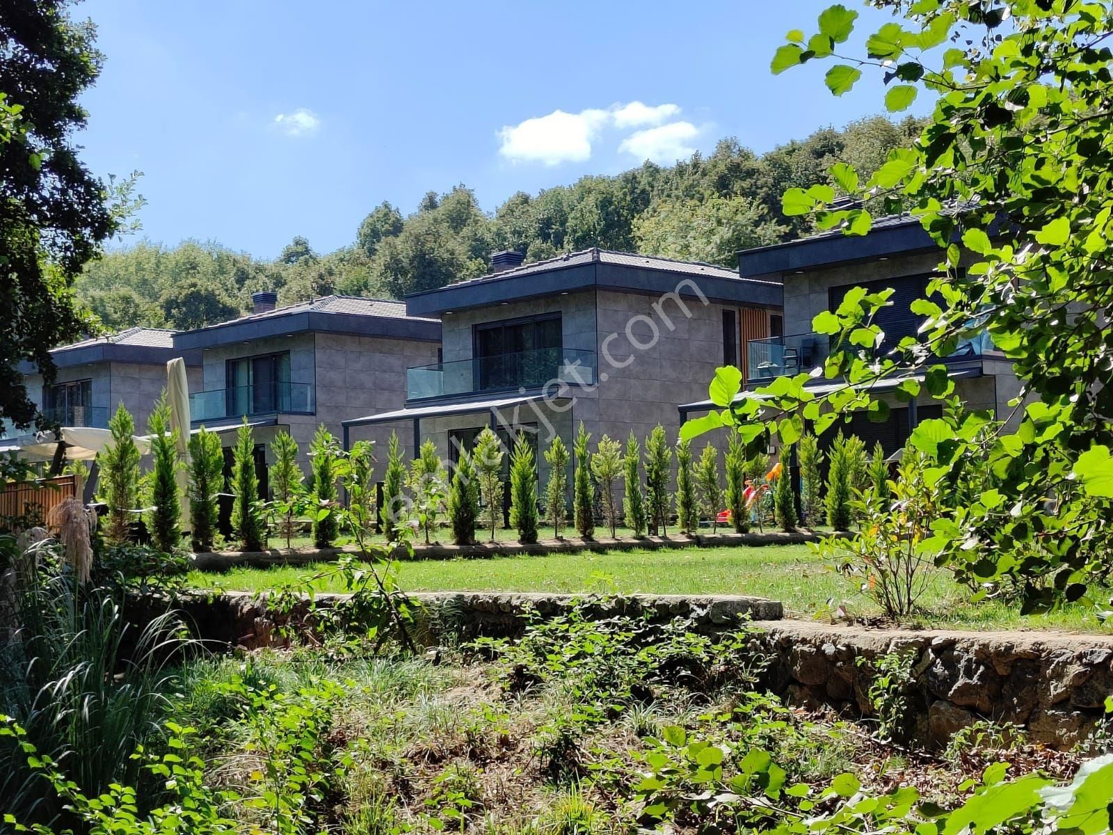 Lanse Korupark'ta 200 M2 Bahçe Paylı Müstakil 4+1 Dubleks Villa - Görsel 33