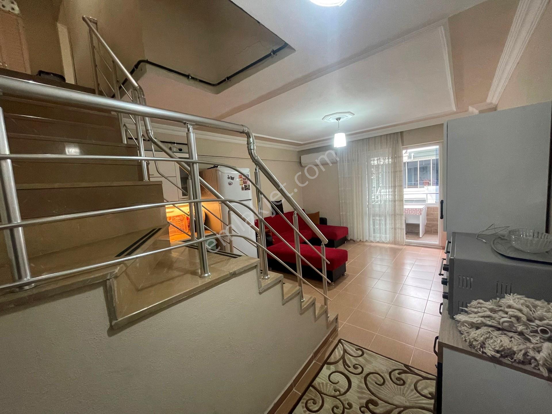 Altın Emlak'tan Yalı Mahallesin'de Teraslı, Havuz Manzaralı Ve Denize Yakın 2+! Dubleks Daire - Görsel 2
