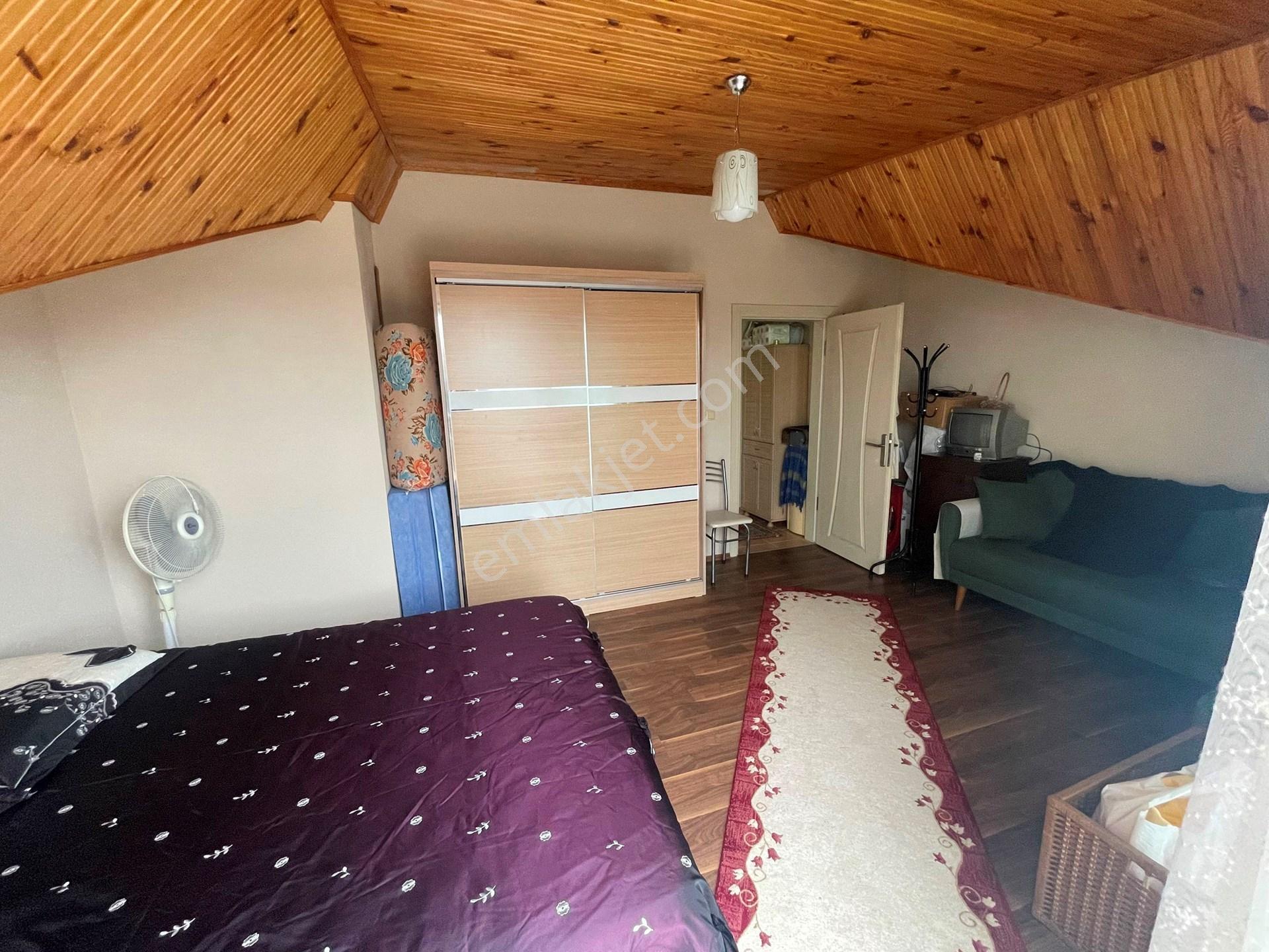Altın Emlak'tan Yalı Mahallesin'de Teraslı, Havuz Manzaralı Ve Denize Yakın 2+! Dubleks Daire - Görsel 18