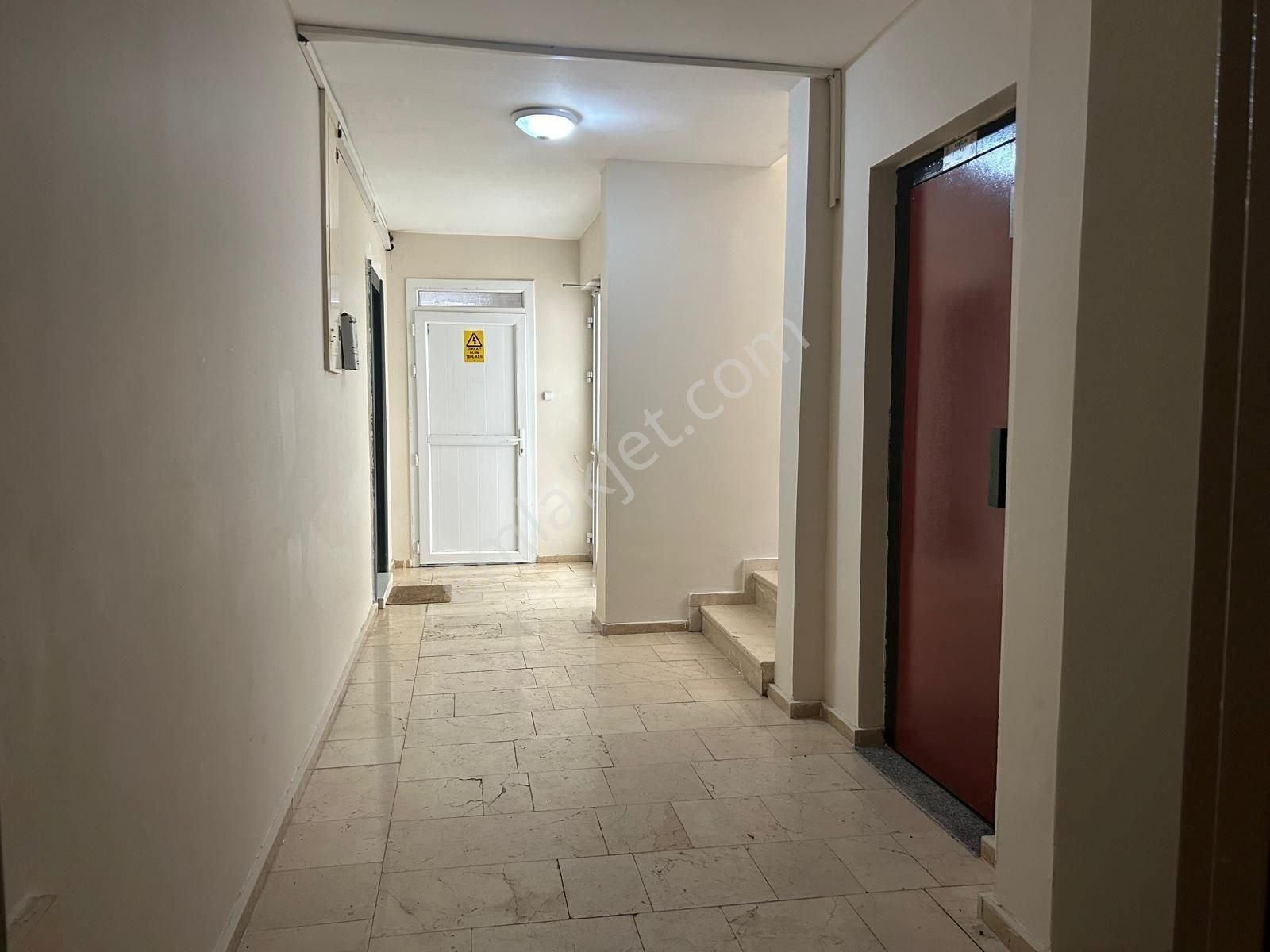 Ayvalık Sarımsaklı'da 1+1 Kiralık Daire - Görsel 9