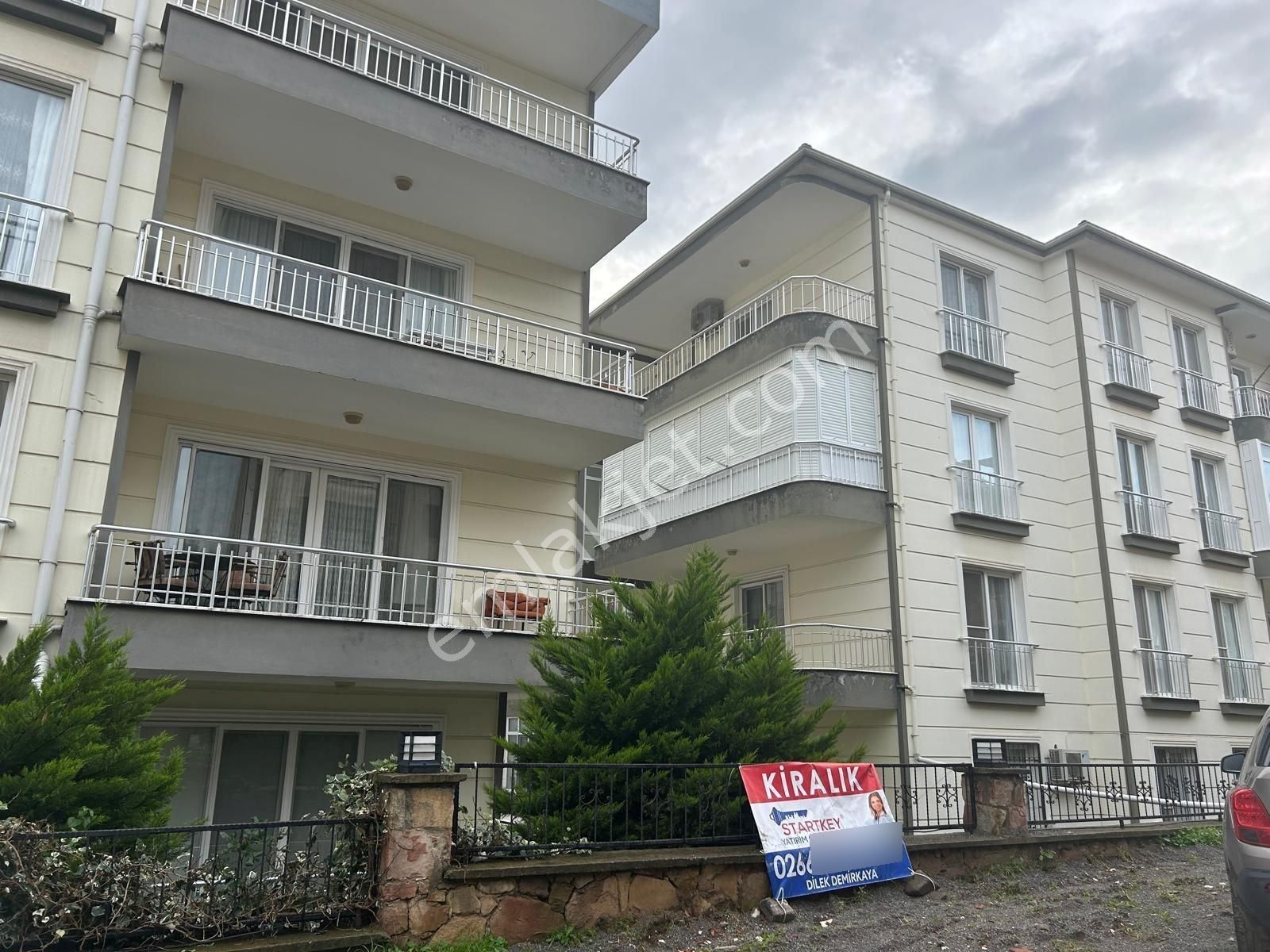 Ayvalık Sarımsaklı'da 1+1 Kiralık Daire