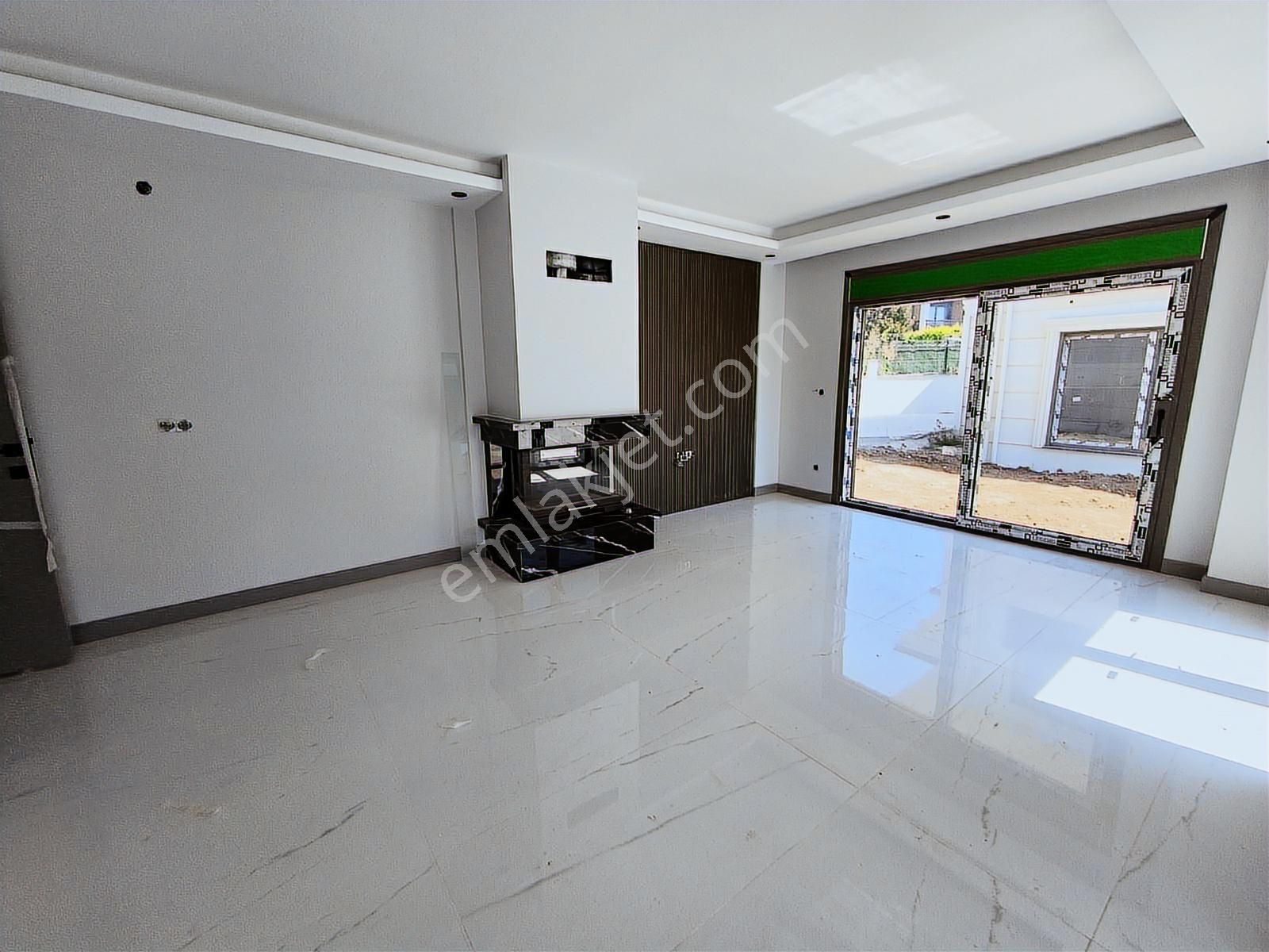 Remax Anka'dan Kumbaba'da Site İçerisinde 3+1 Satılık Villalar - Görsel 2