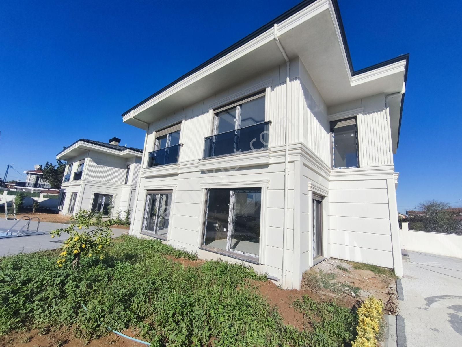 Remax Anka'dan Kumbaba'da Site İçerisinde 3+1 Satılık Villalar - Görsel 18