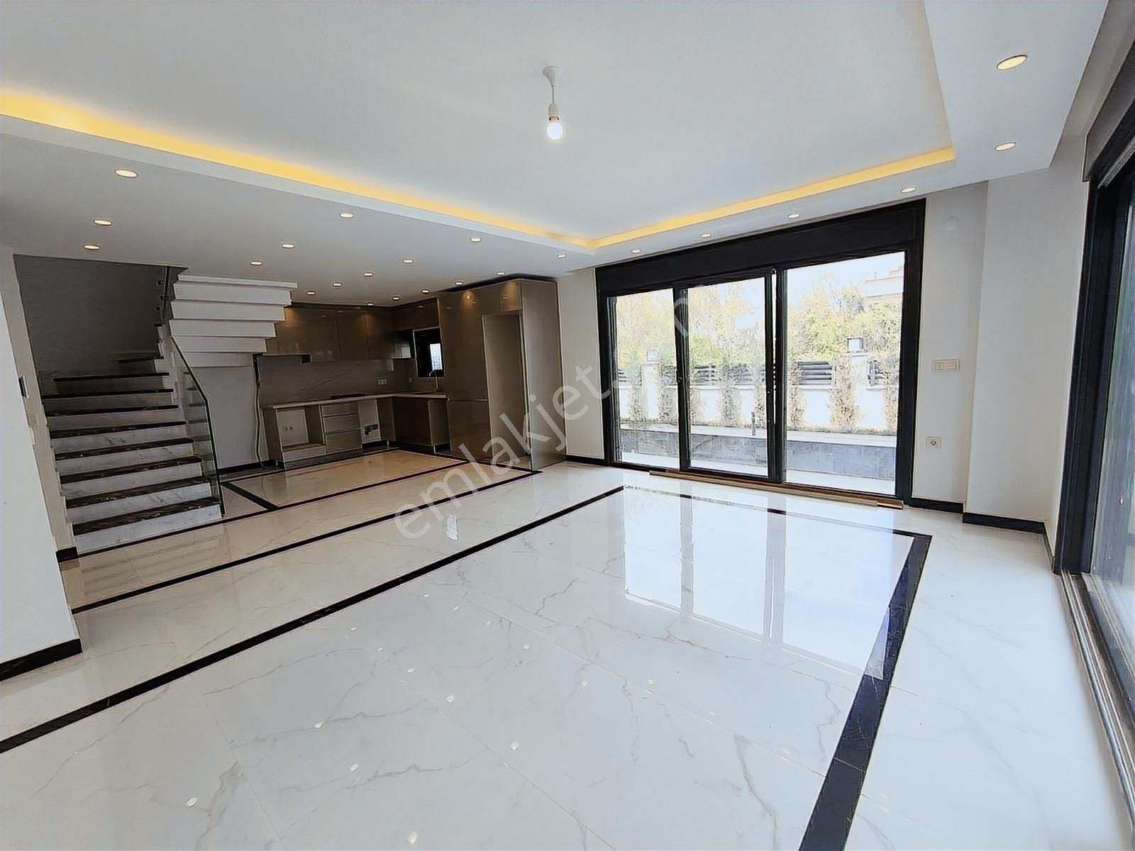 Şile Kumbaba'da 209 M2 Arsa İçerisinde 3+1 Satılık Villa - Görsel 2