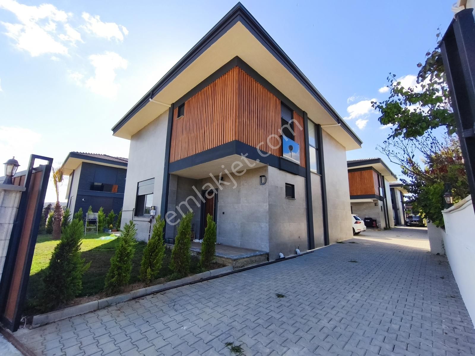 Şilede Merkezi Lokasyonda Müstakil Bahçeli Son Satılık 5+1 Villa - Görsel 30