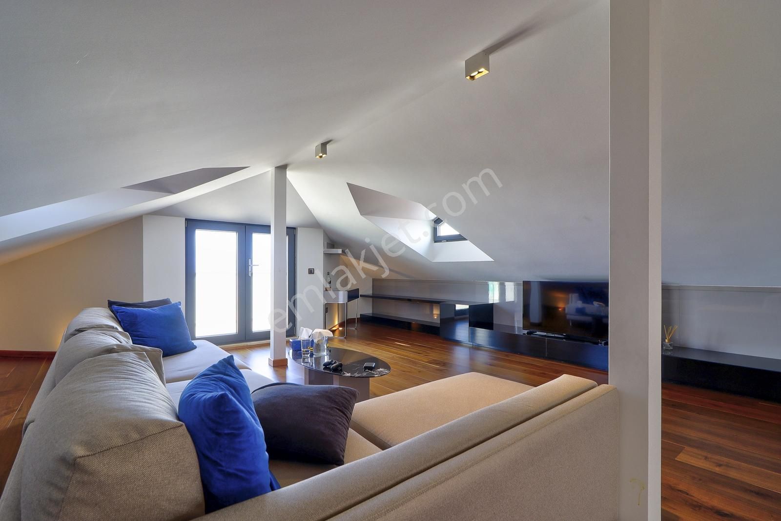 Remax Anka 'dan Balibey Harmankaya Satılık Denize Sıfır Villa - Görsel 14